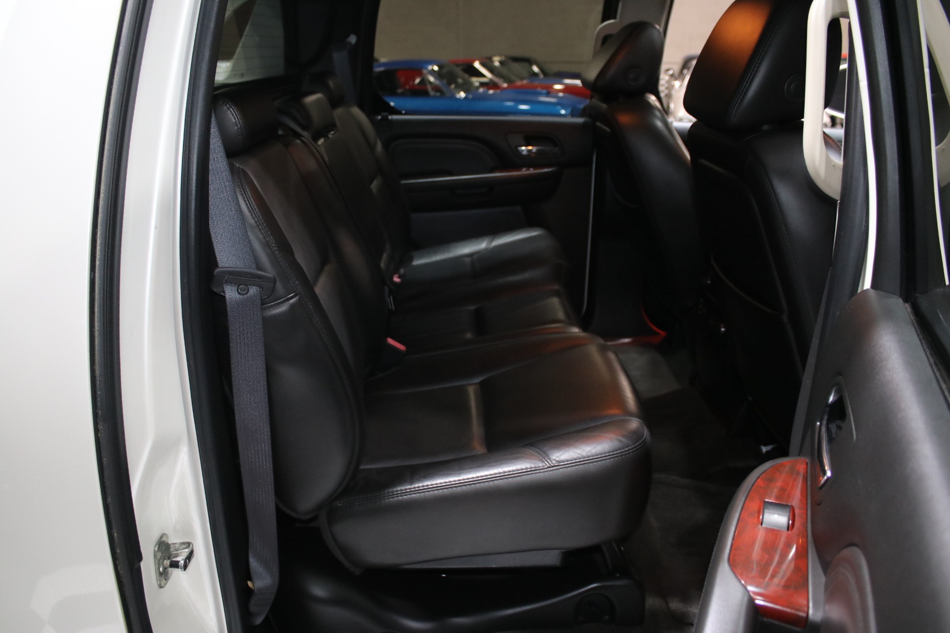 2007 Cadillac Escalade EXT 36