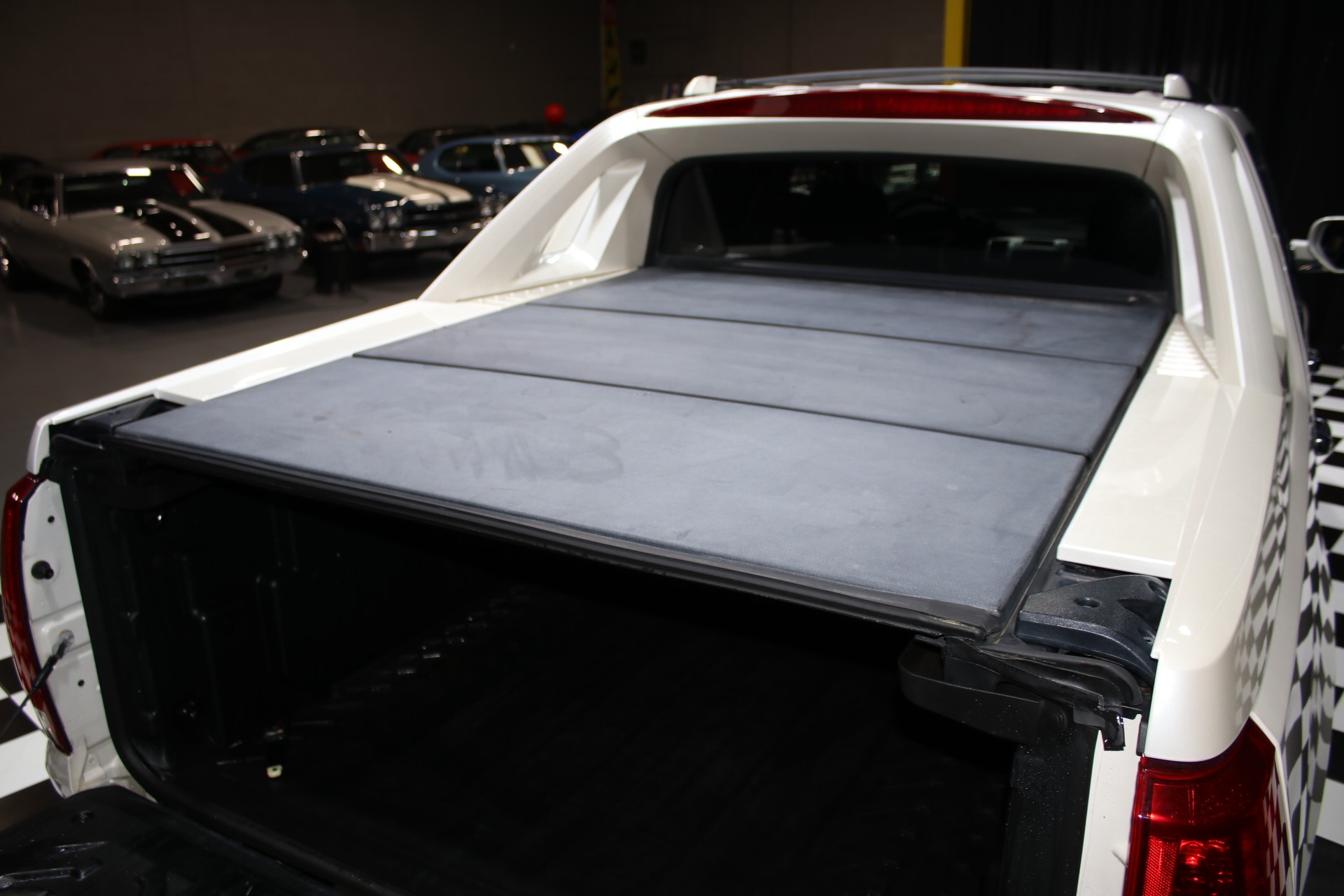 2007 Cadillac Escalade EXT 38
