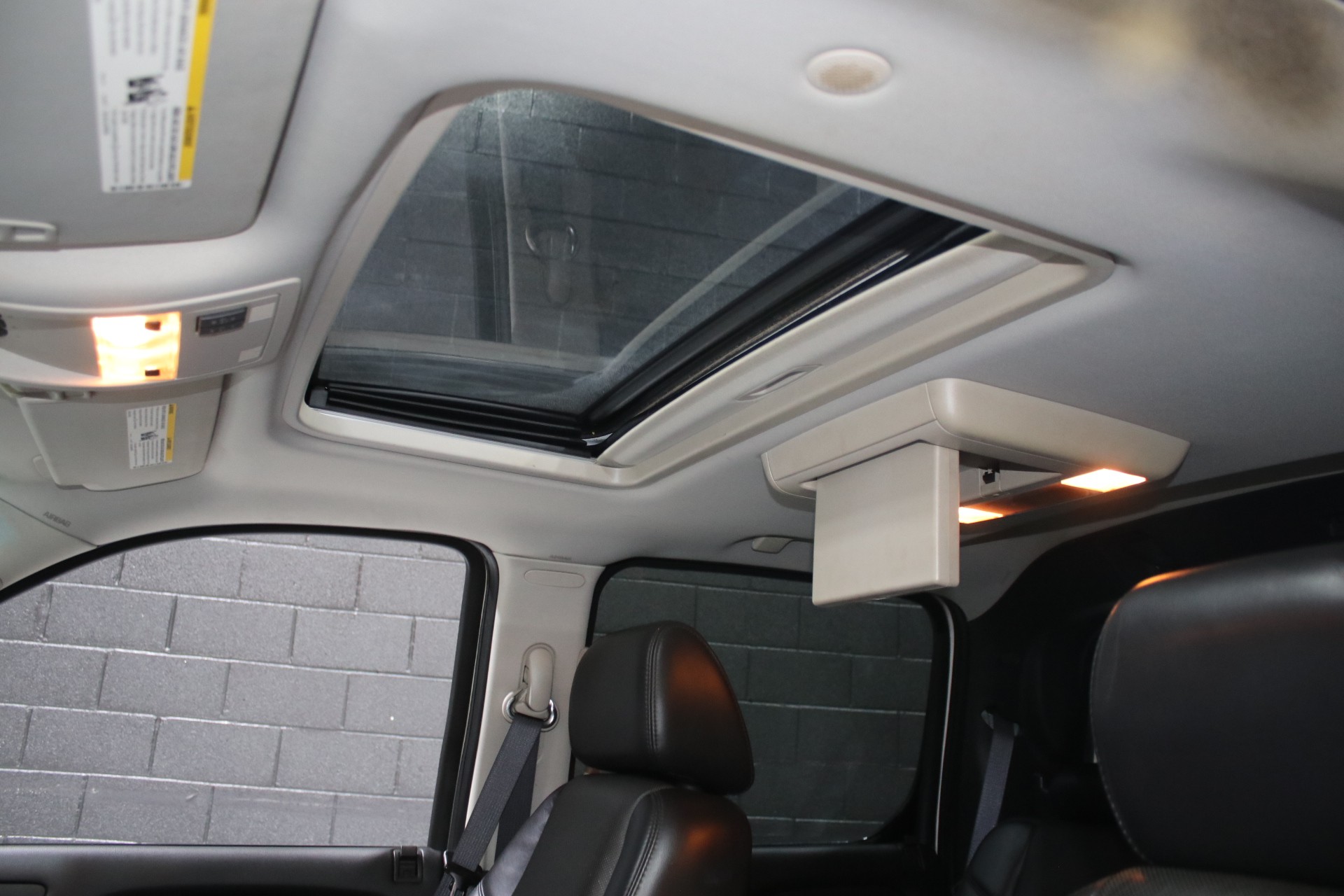 2007 Cadillac Escalade EXT 4