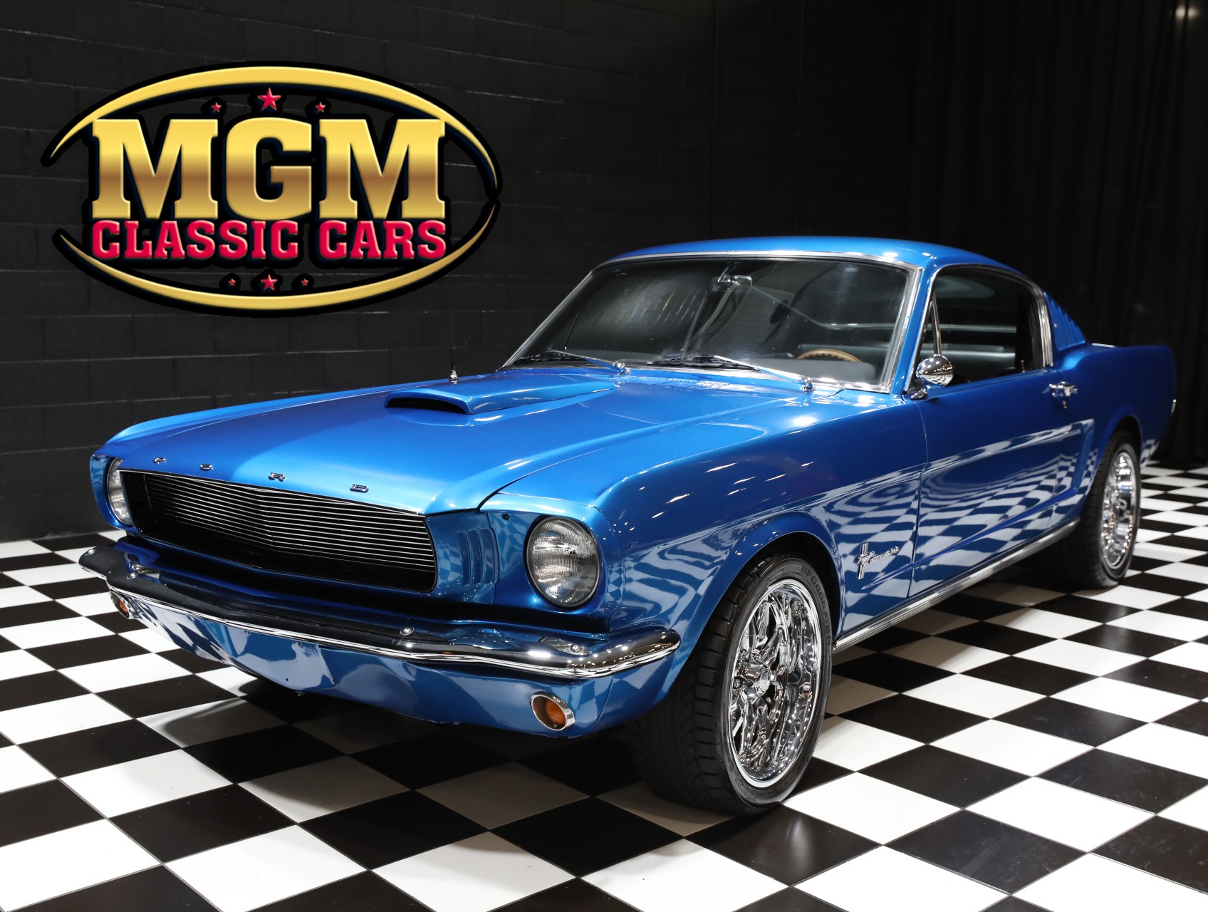 1965 Ford Mustang 2