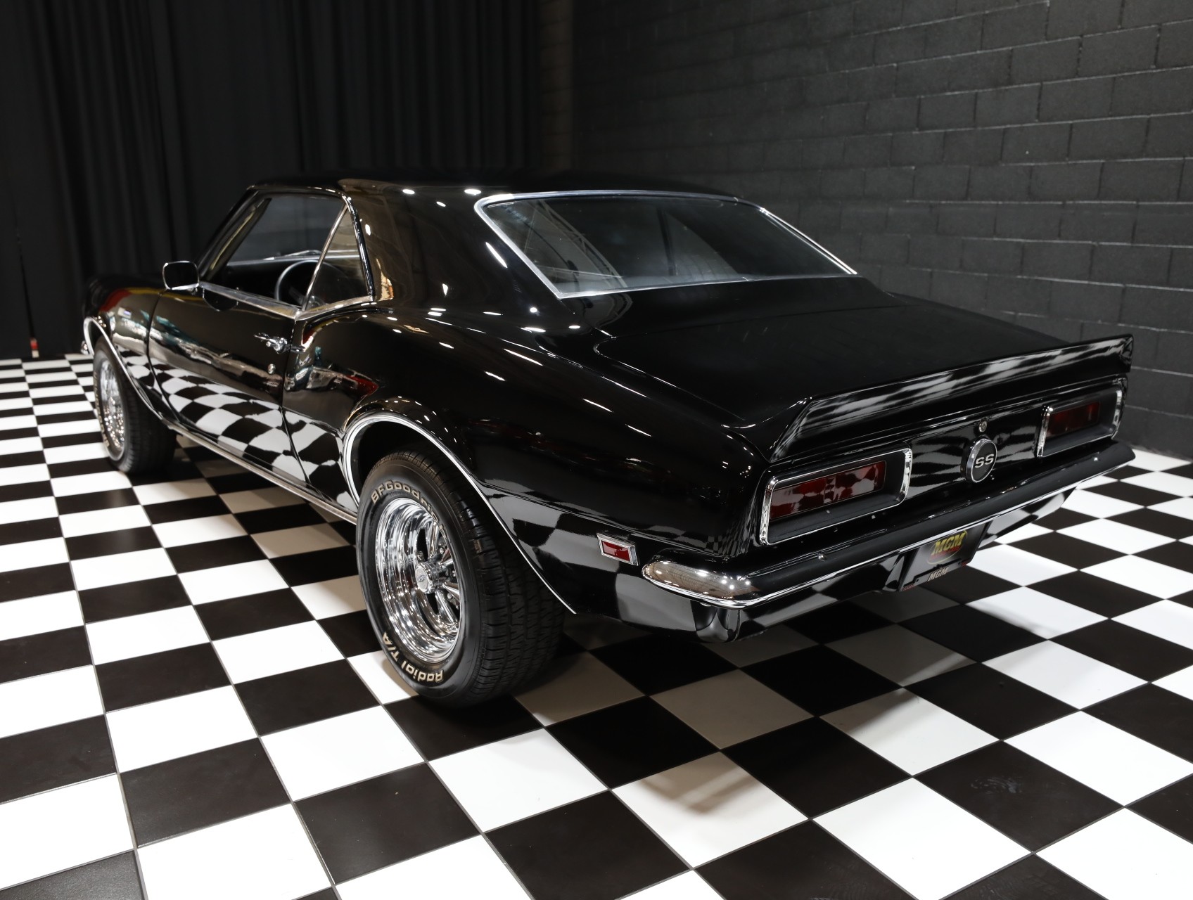 1968 Chevrolet Camaro 26