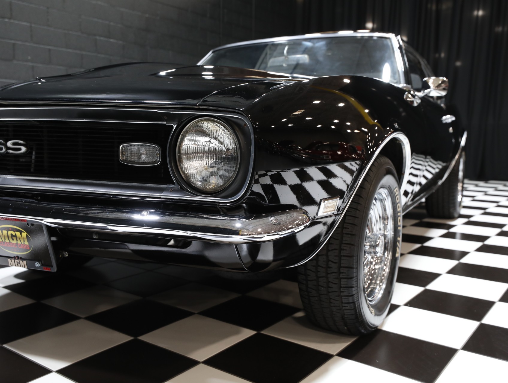 1968 Chevrolet Camaro 8