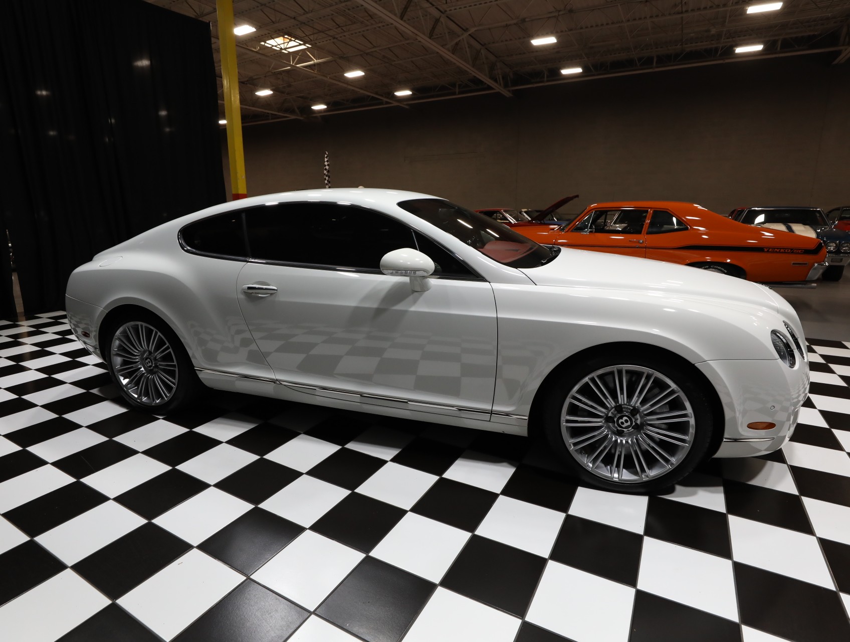 2009 Bentley Continental 18