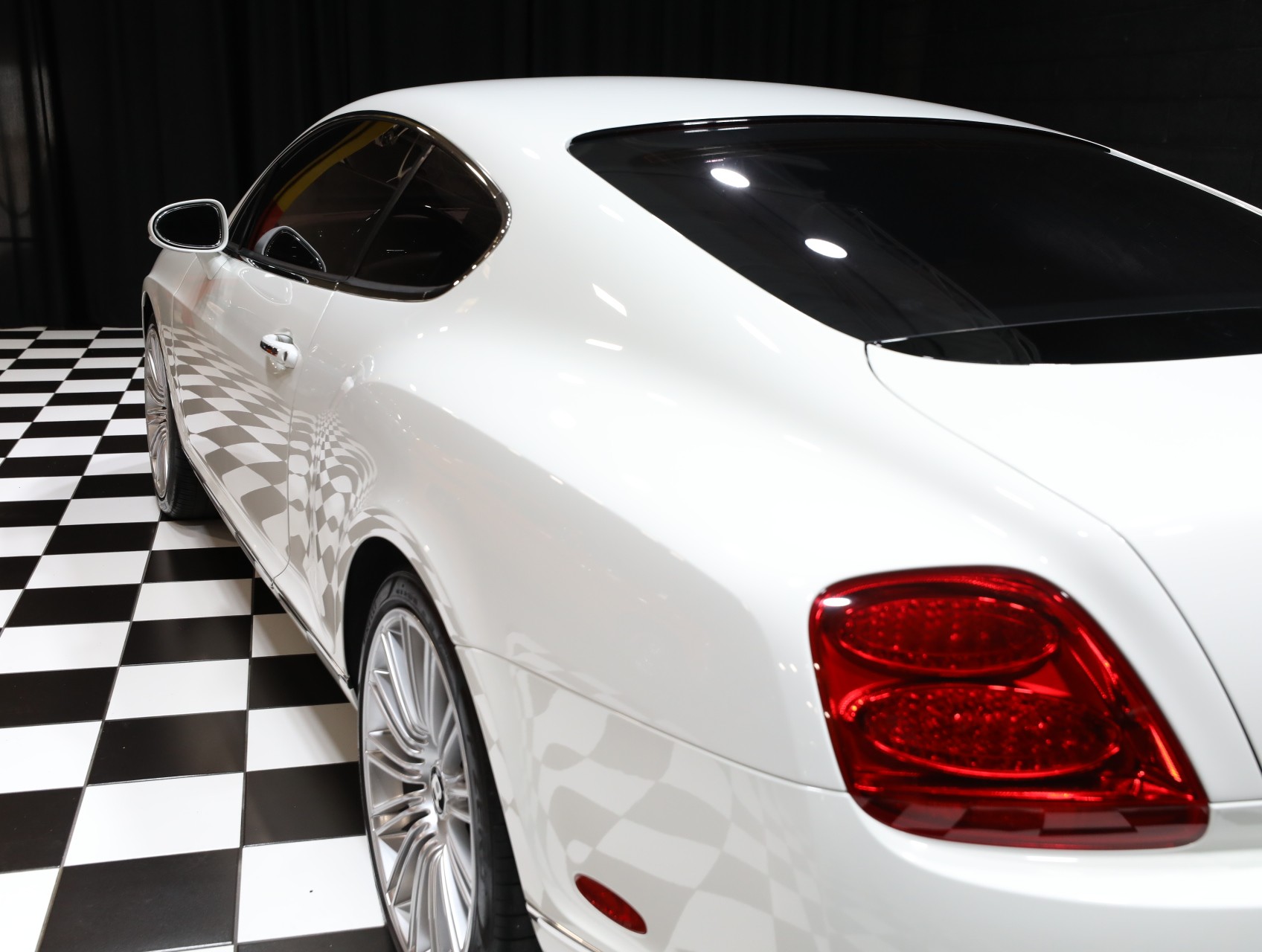 2009 Bentley Continental 27