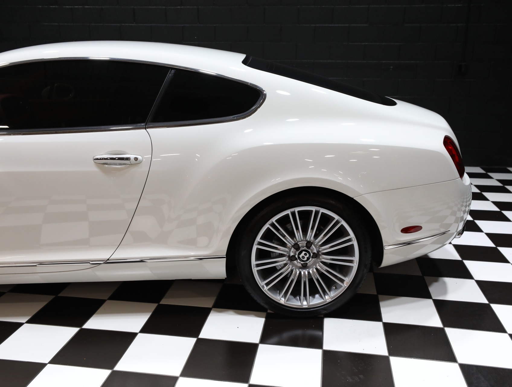 2009 Bentley Continental 28