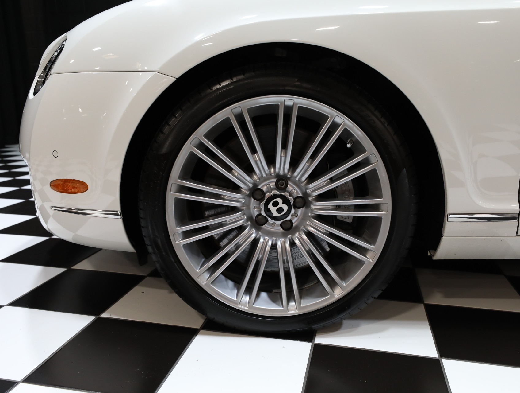 2009 Bentley Continental 32