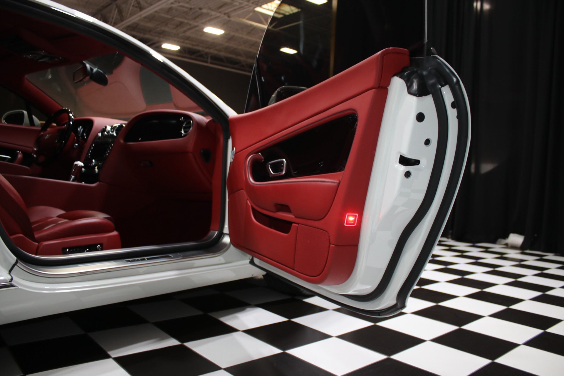 2009 Bentley Continental 36