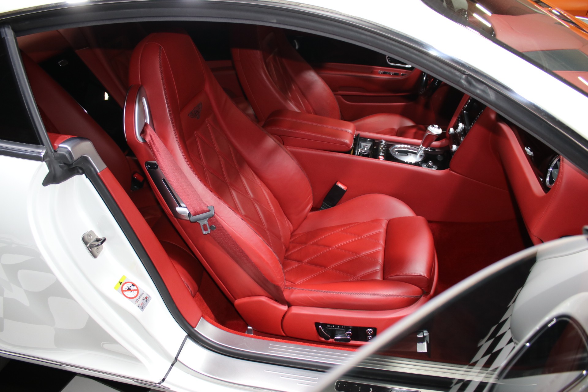 2009 Bentley Continental 38