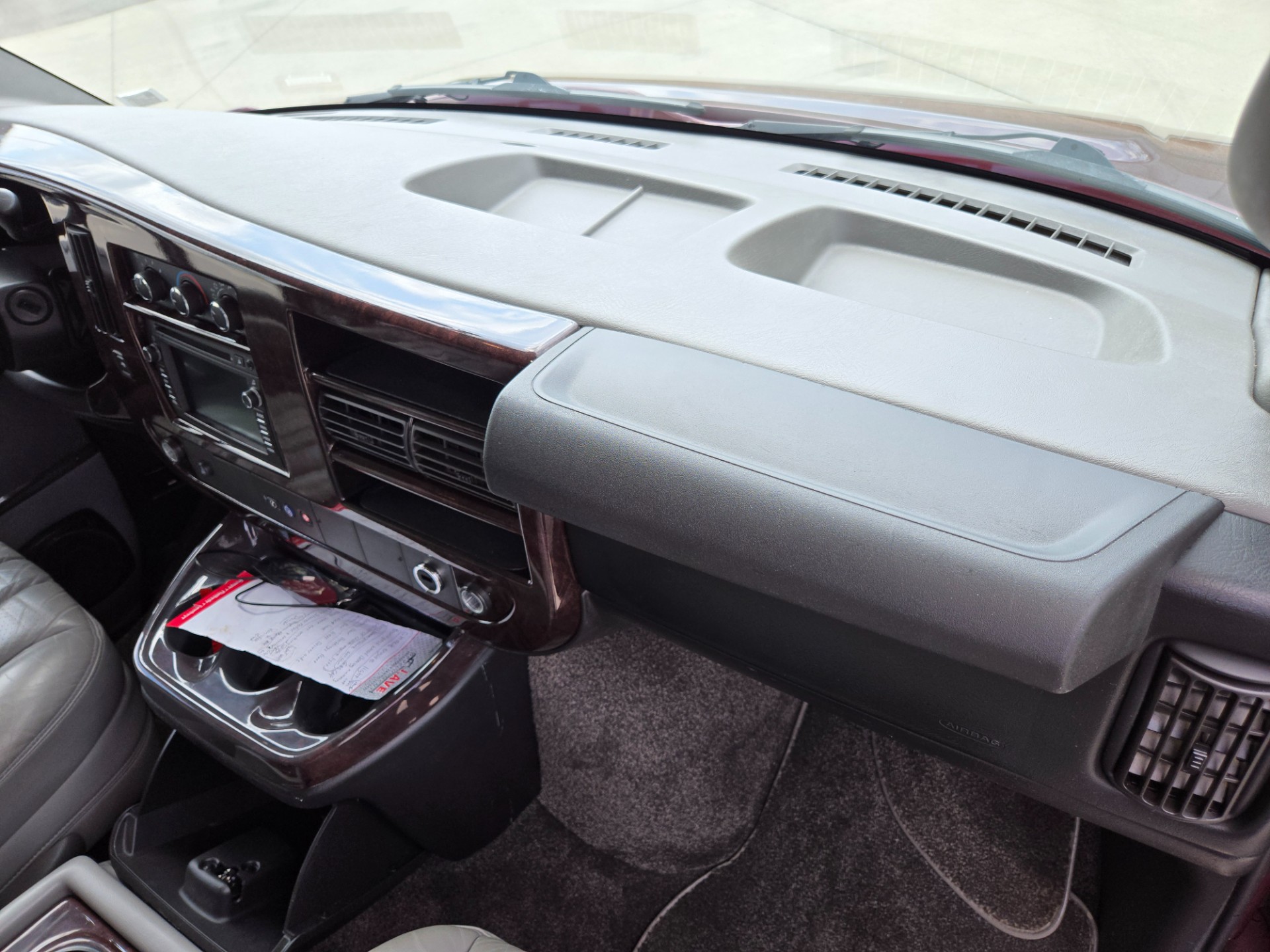 2012 GMC Savana 102