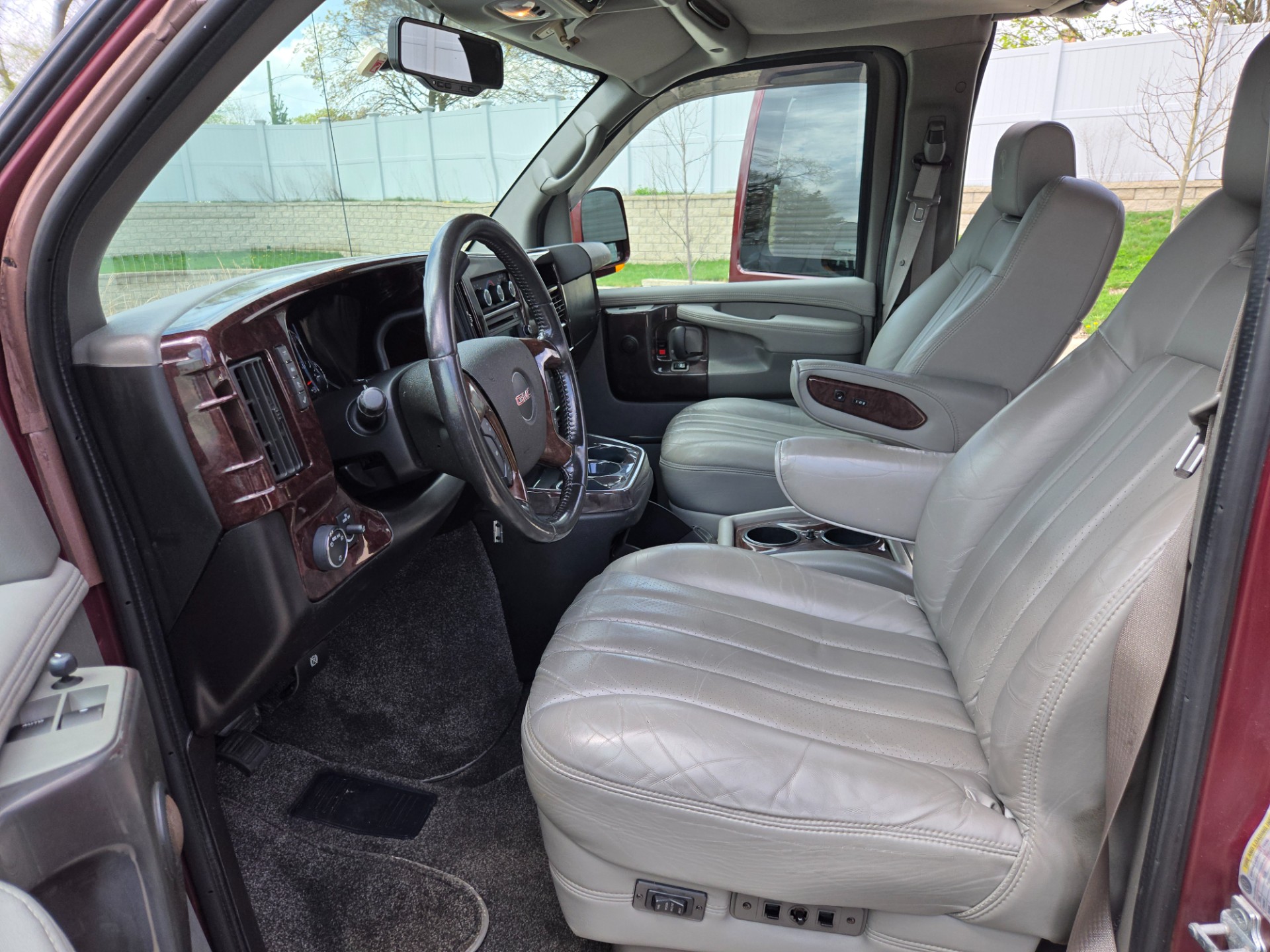 2012 GMC Savana 133