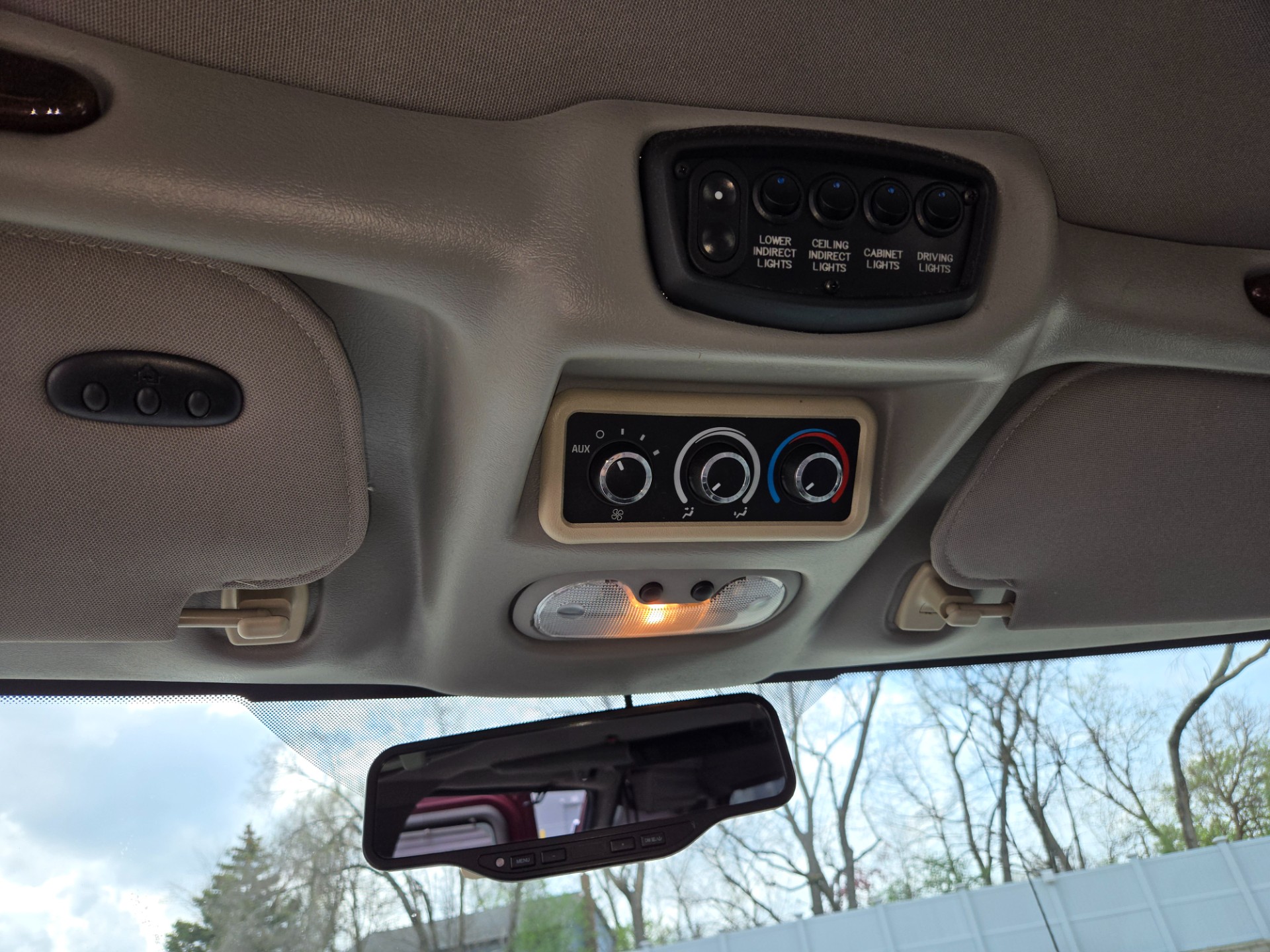 2012 GMC Savana 142
