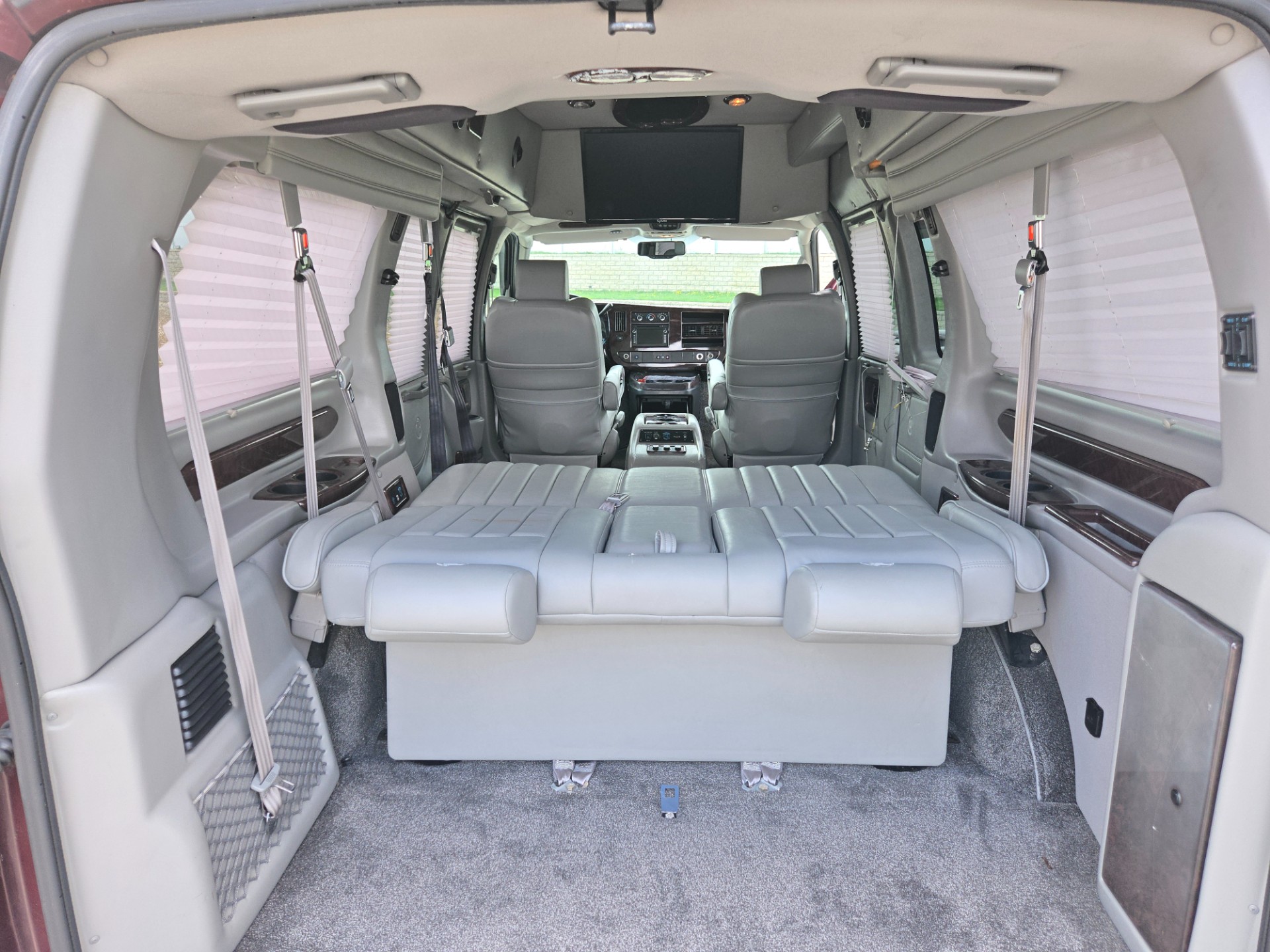 2012 GMC Savana 16