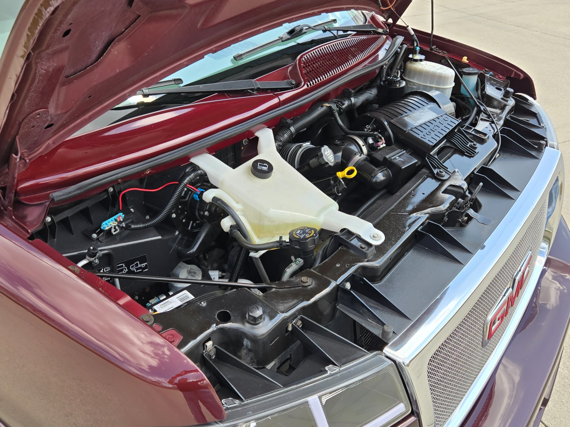 2012 GMC Savana 37