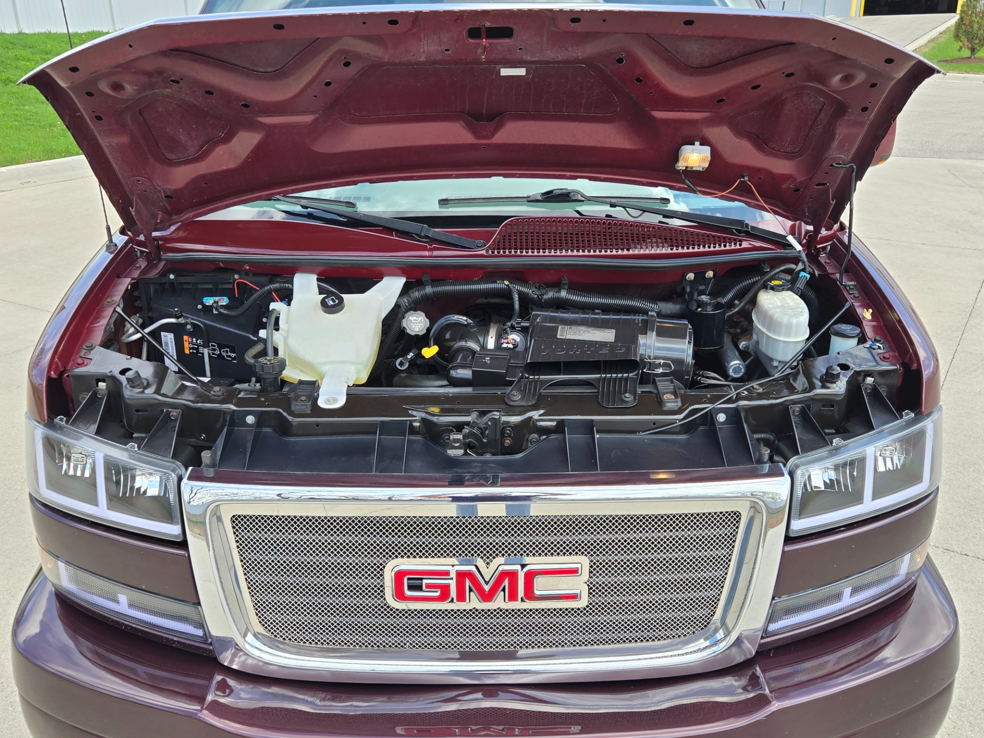 2012 GMC Savana 3