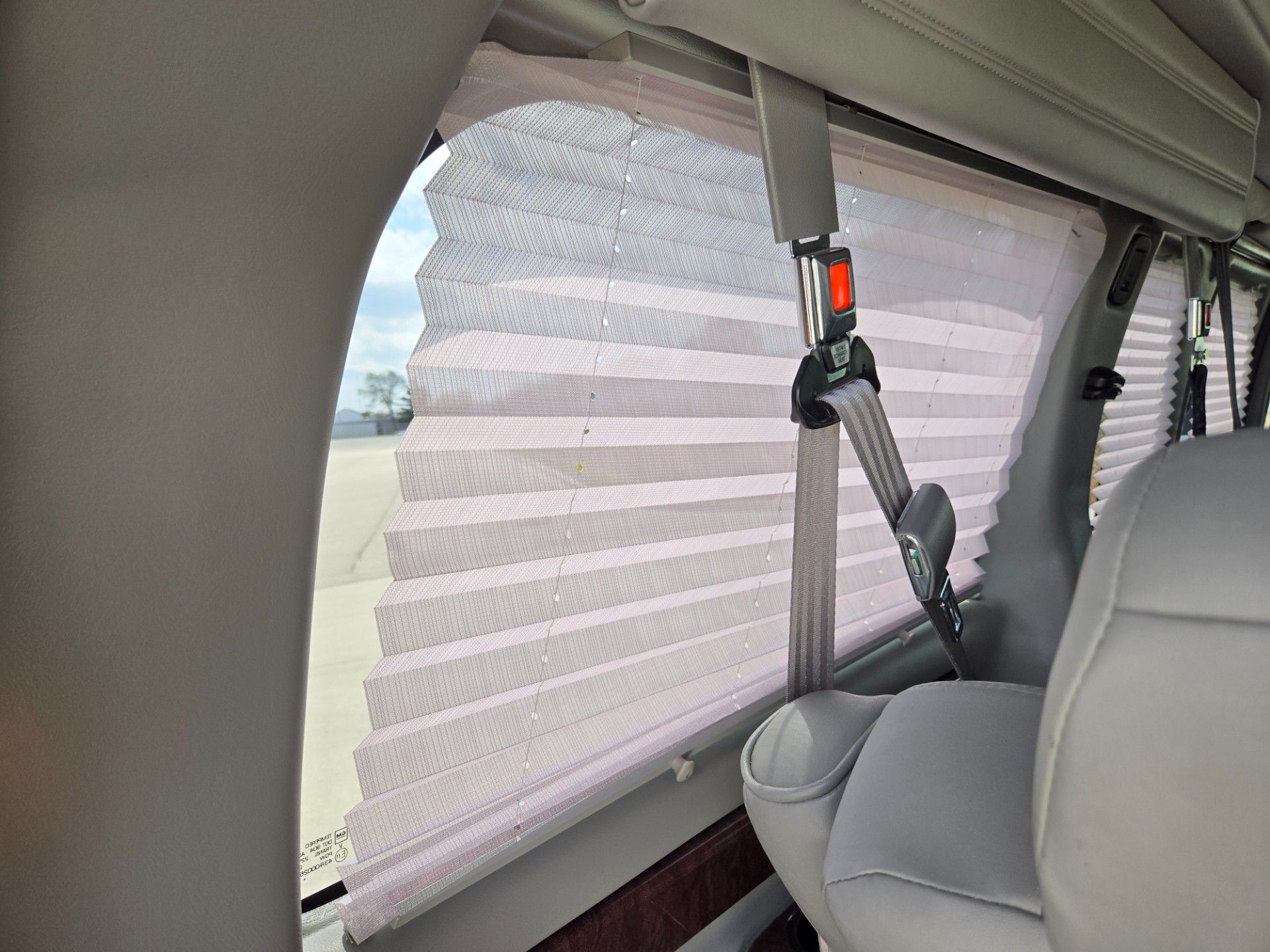 2012 GMC Savana 76