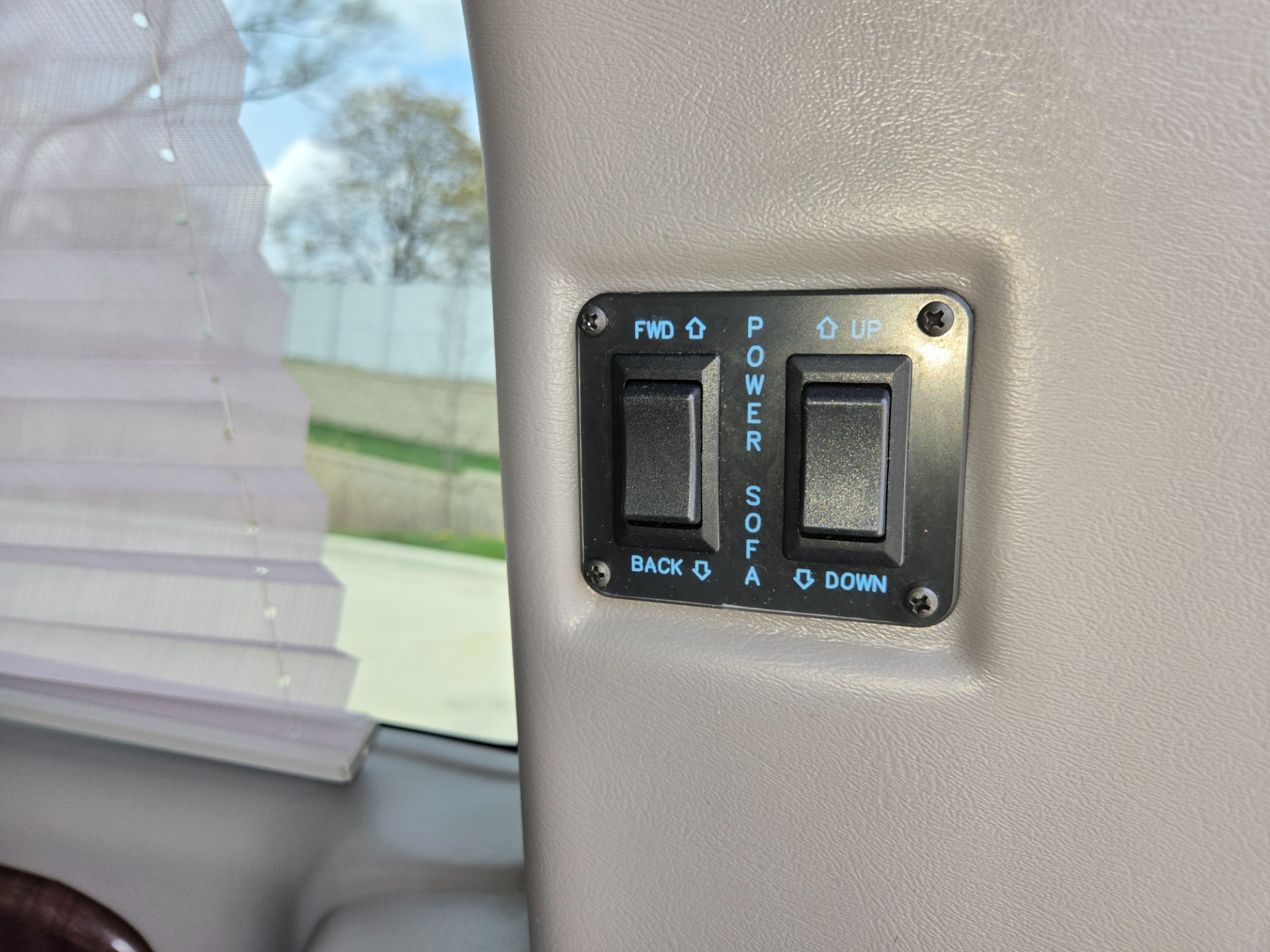 2012 GMC Savana 78