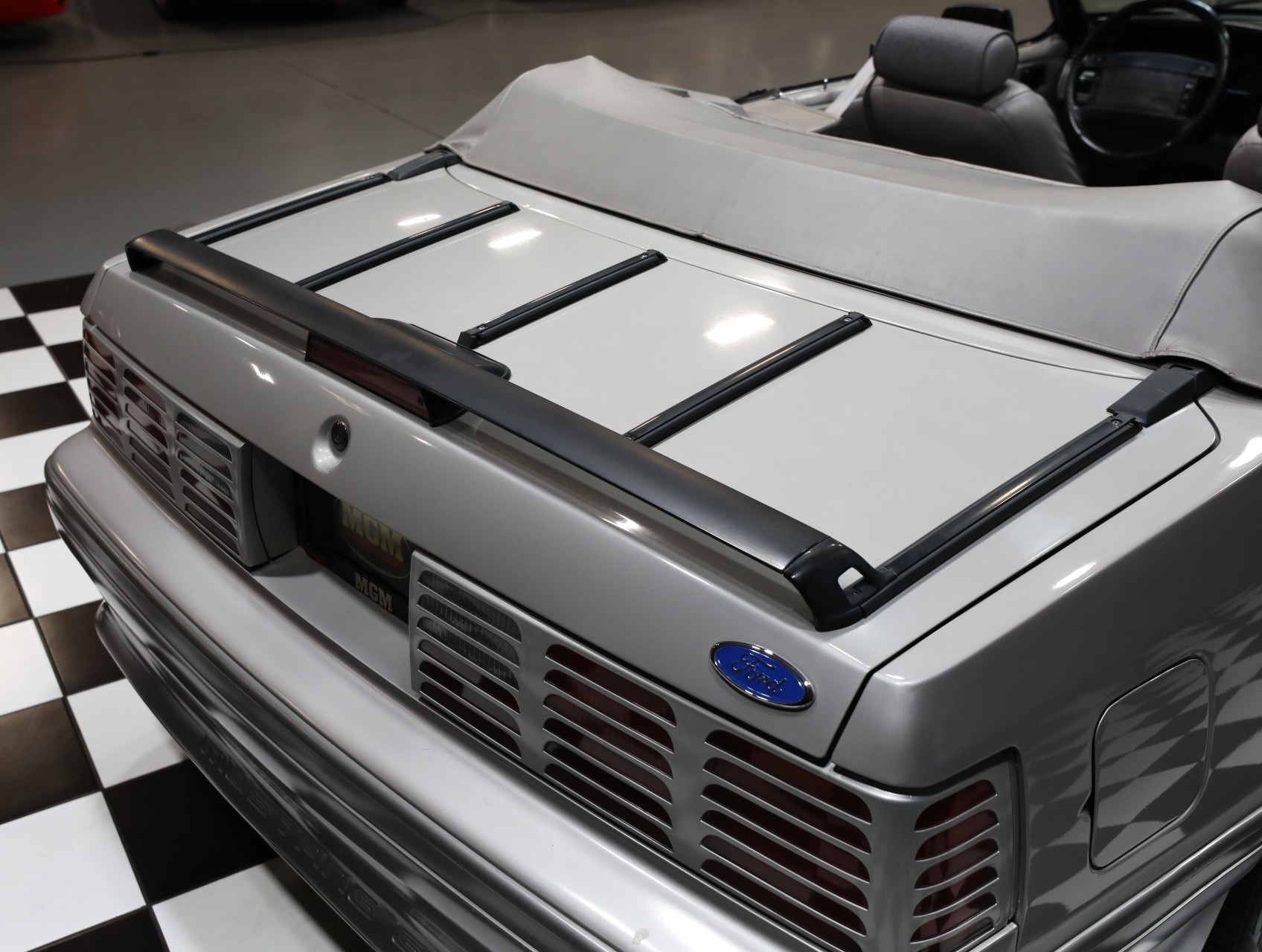 1990 Ford Mustang 26