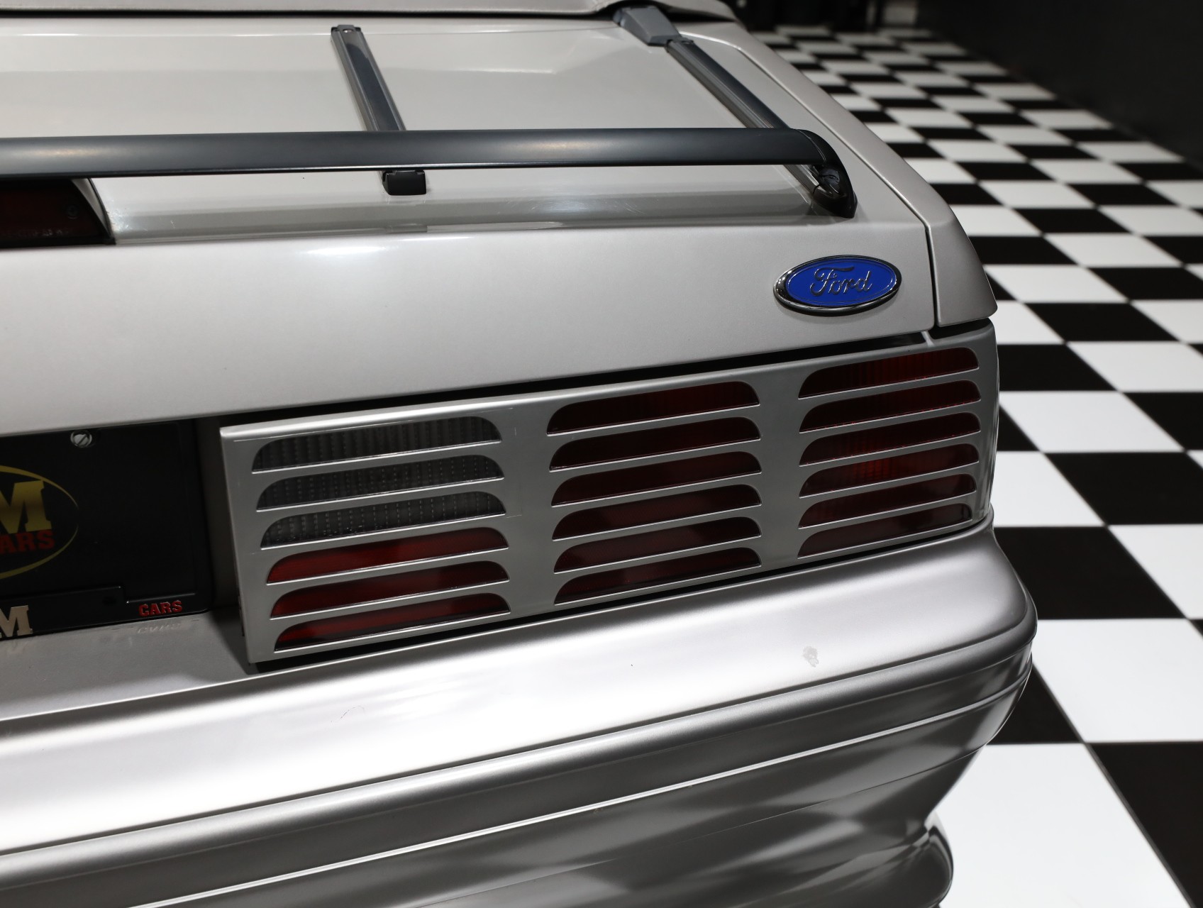 1990 Ford Mustang 28