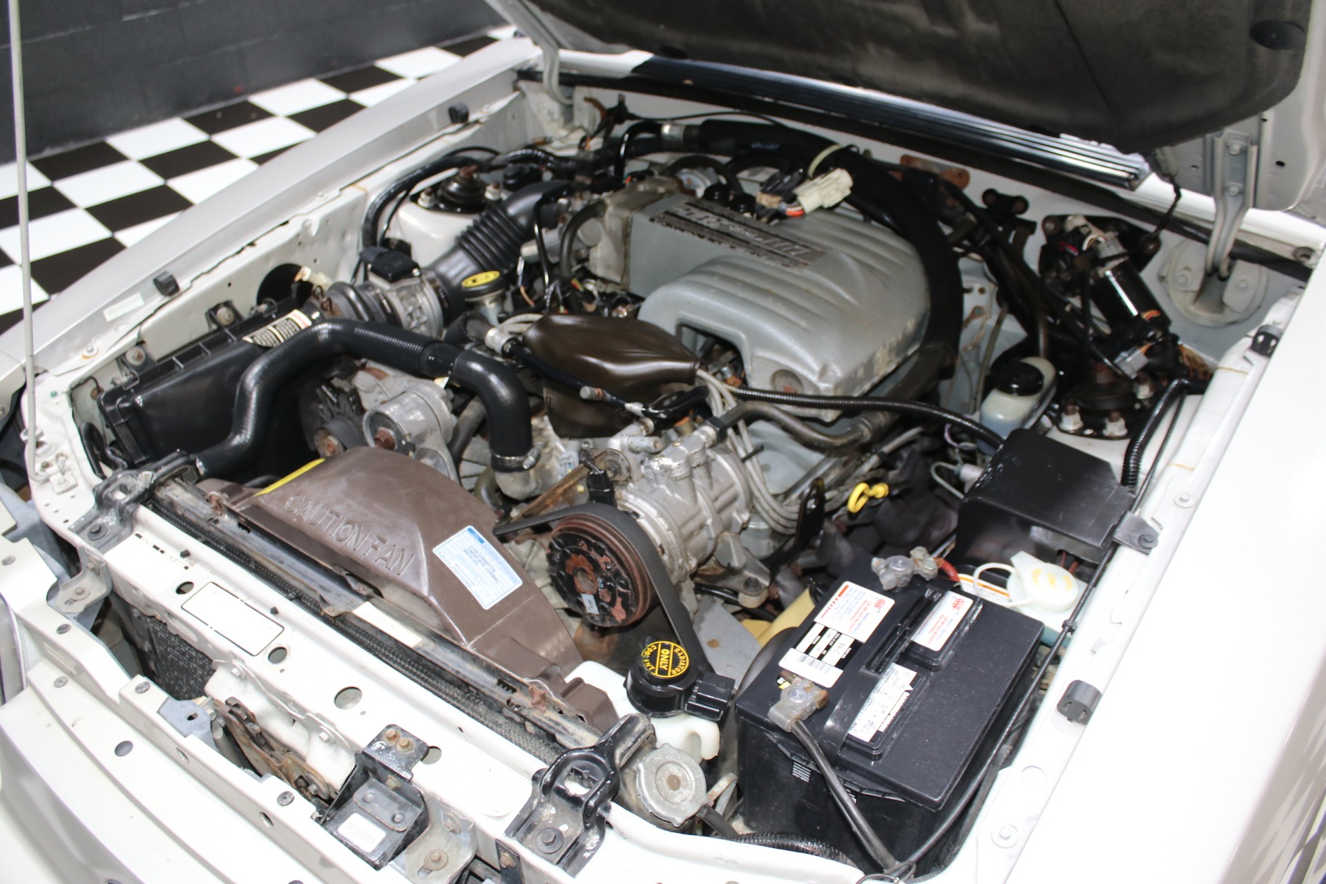 1990 Ford Mustang 2