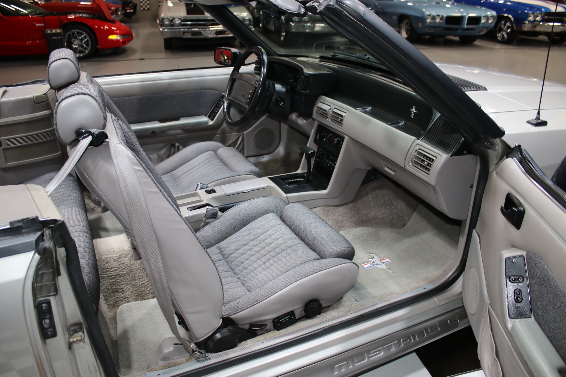 1990 Ford Mustang 48