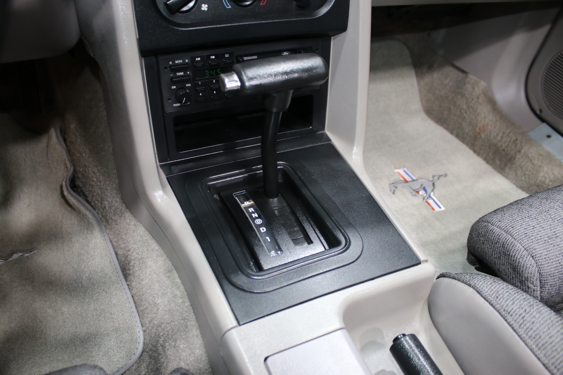 1990 Ford Mustang 60