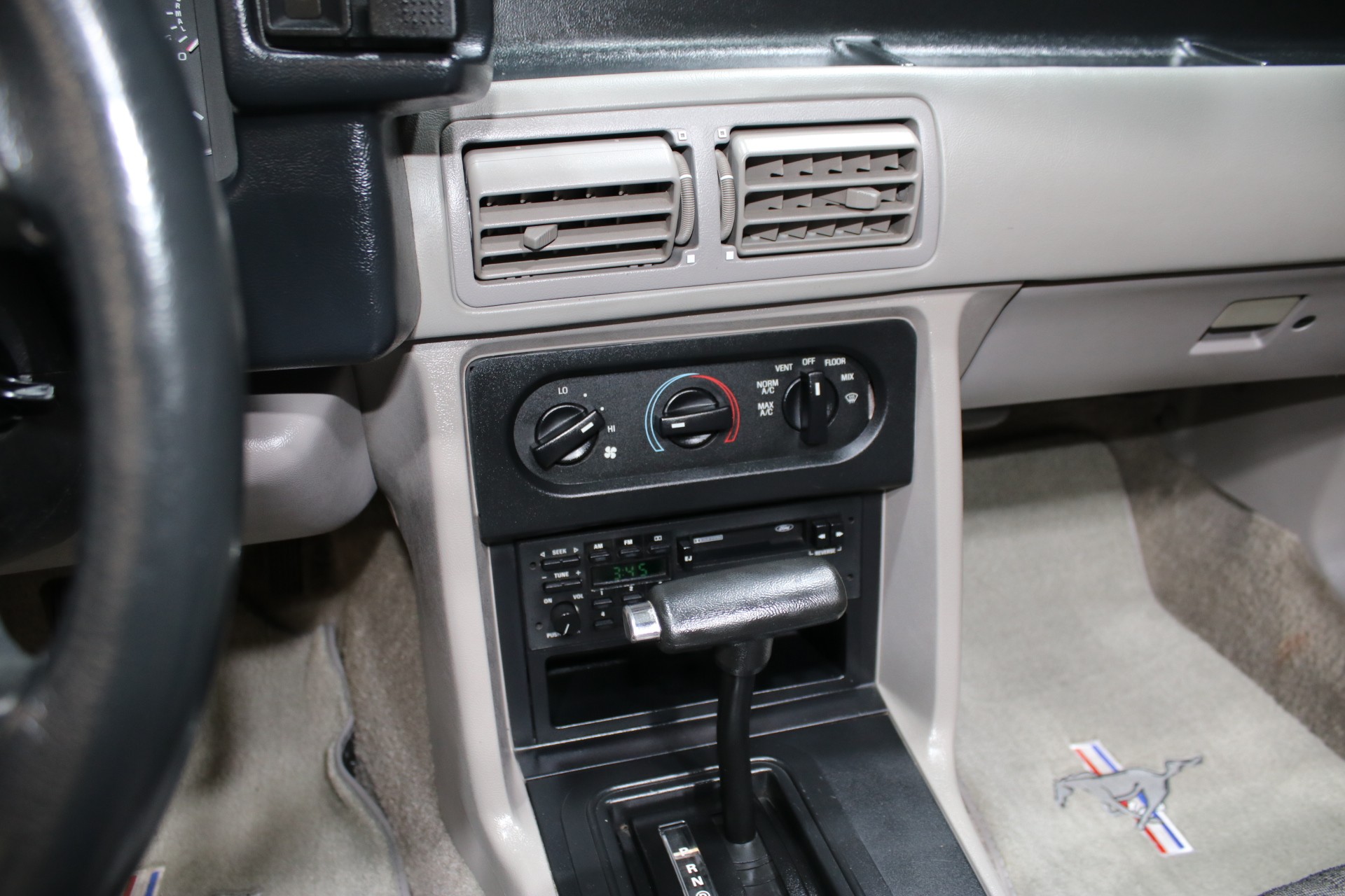 1990 Ford Mustang 61