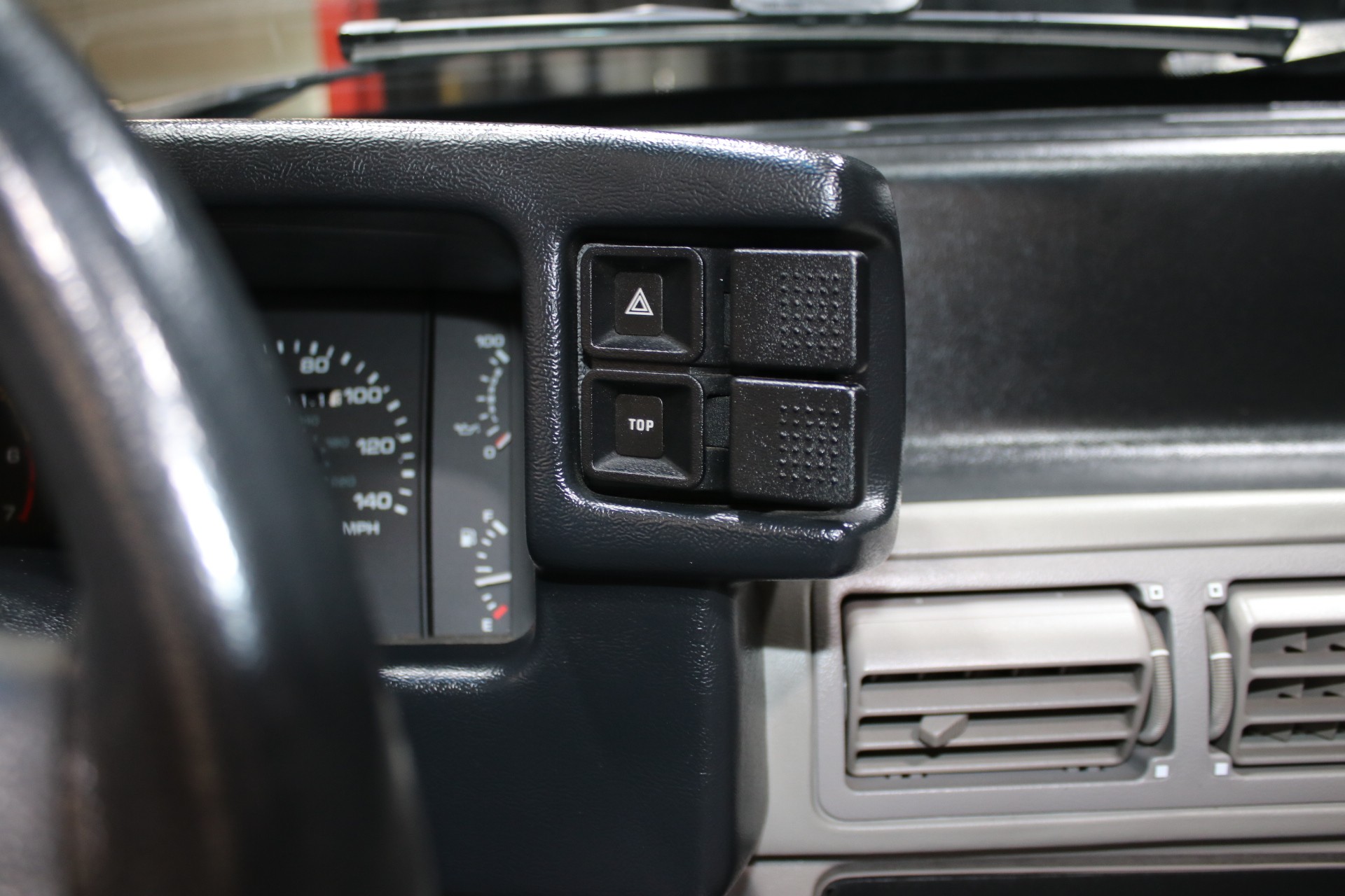 1990 Ford Mustang 63