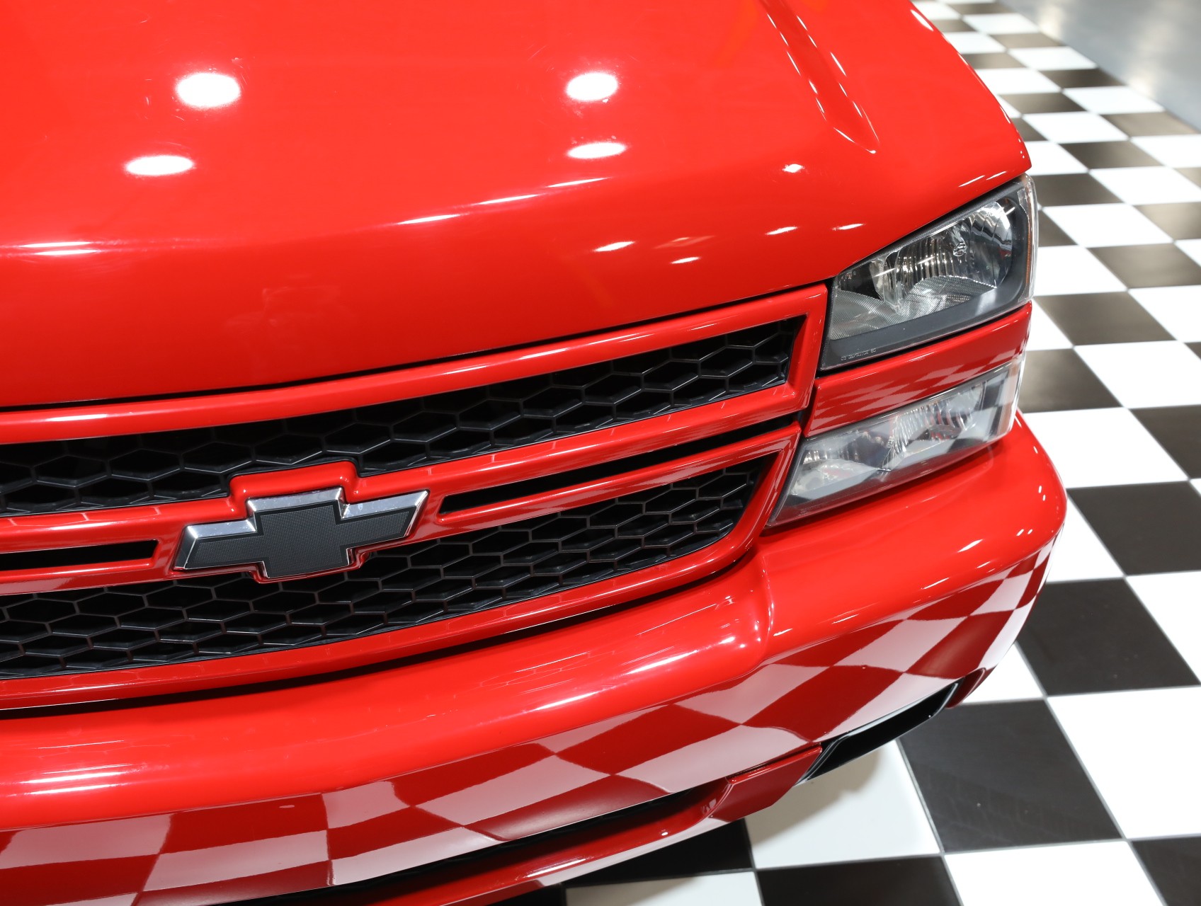2006 Chevrolet Silverado 1500 SS 10