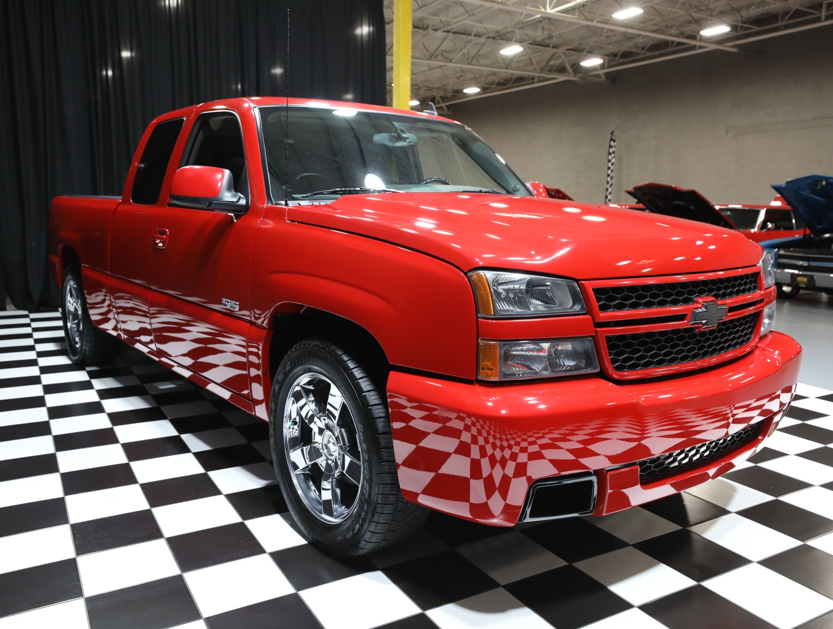 2006 Chevrolet Silverado 1500 SS 14