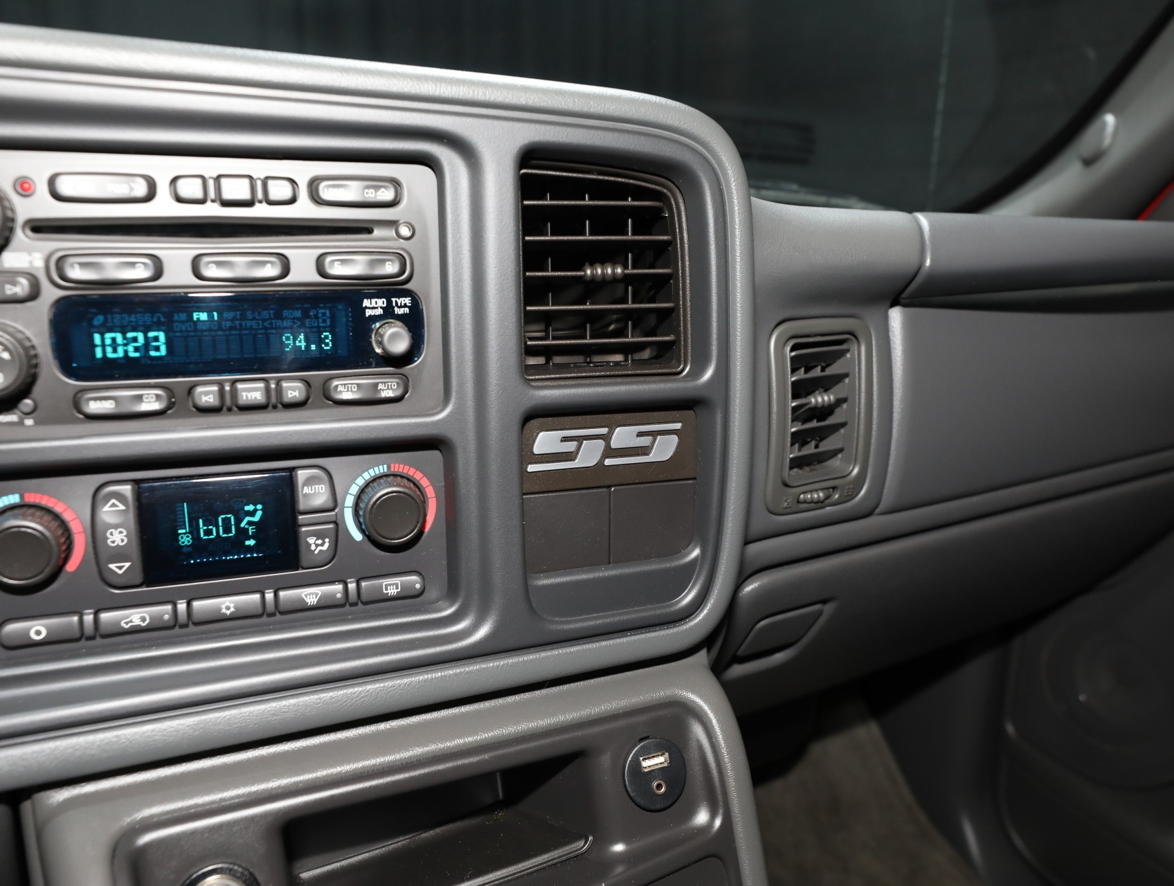 2006 Chevrolet Silverado 1500 SS 63