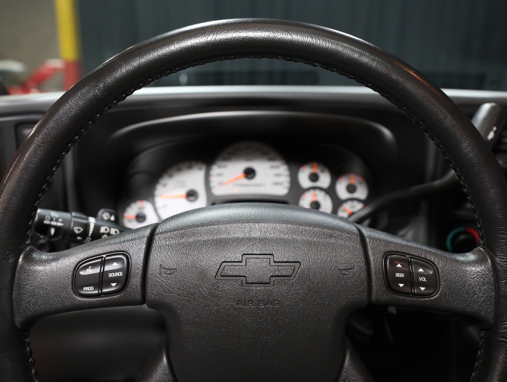 2006 Chevrolet Silverado 1500 SS 72