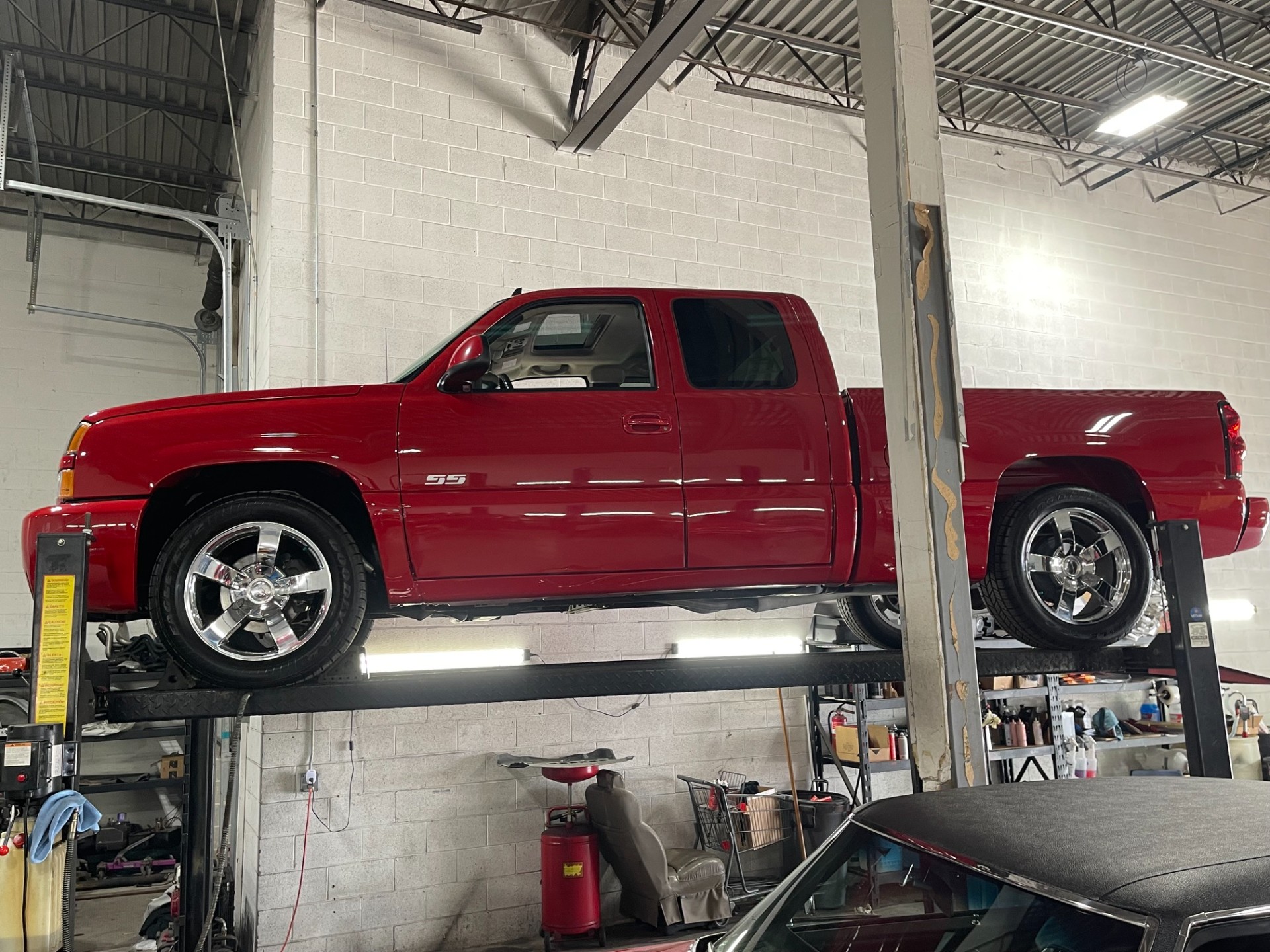 2006 Chevrolet Silverado 1500 SS 91