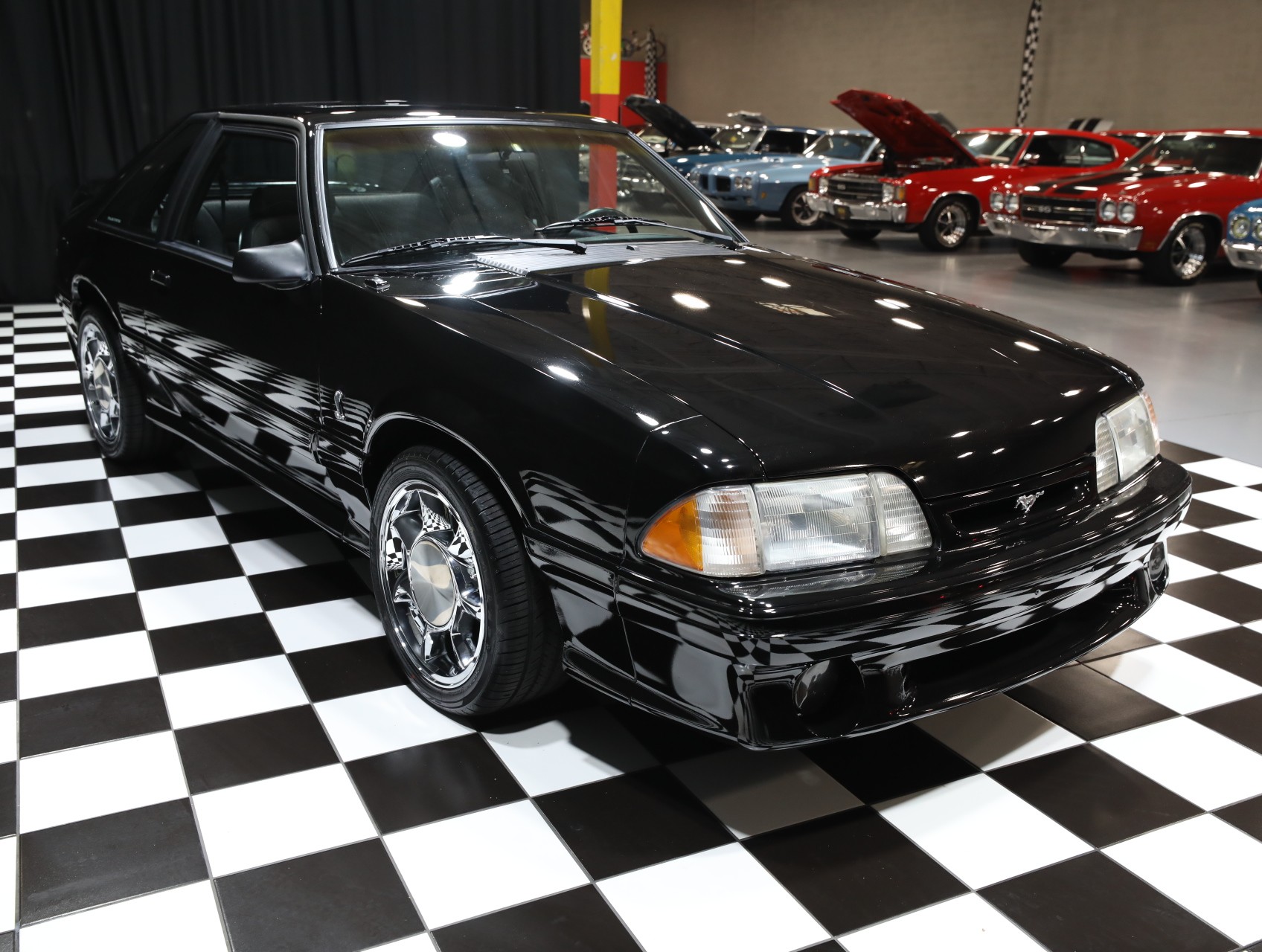 1993 Ford Mustang SVT Cobra 14
