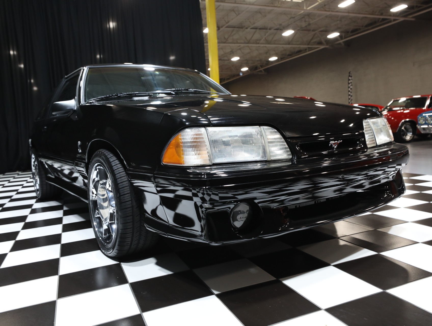 1993 Ford Mustang SVT Cobra 15