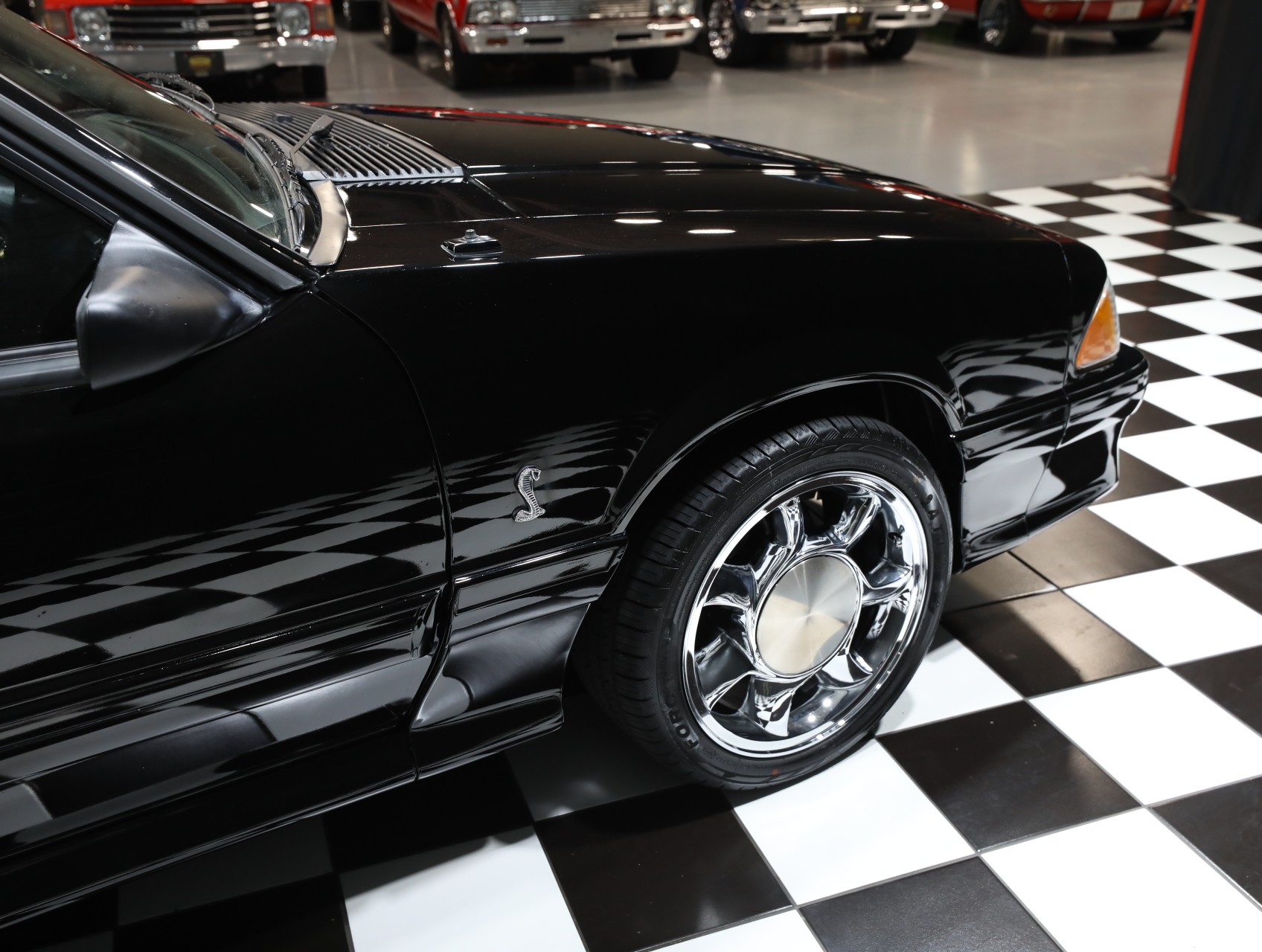 1993 Ford Mustang SVT Cobra 16