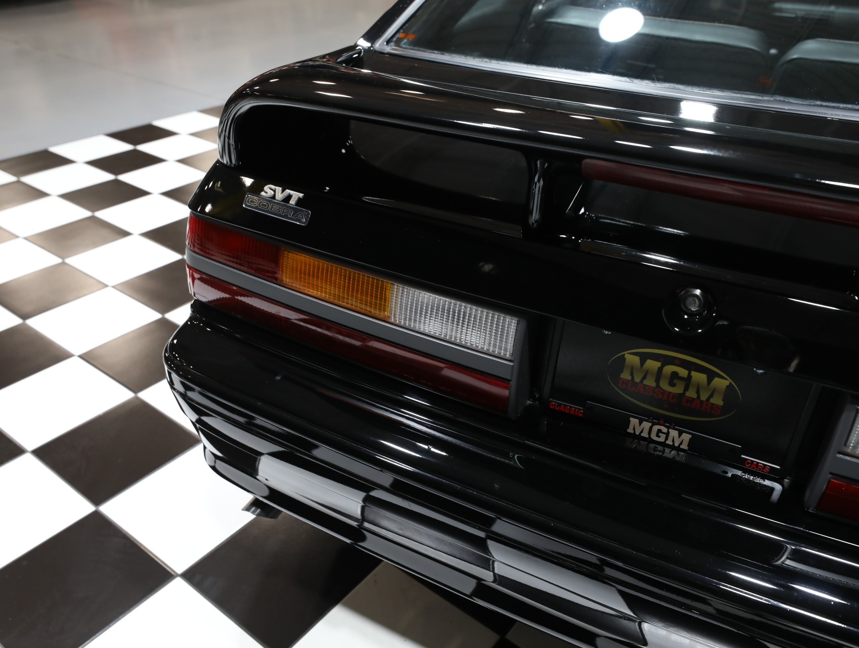 1993 Ford Mustang SVT Cobra 22