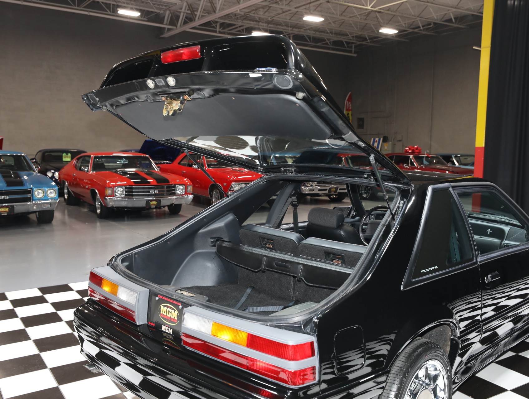 1993 Ford Mustang SVT Cobra 44