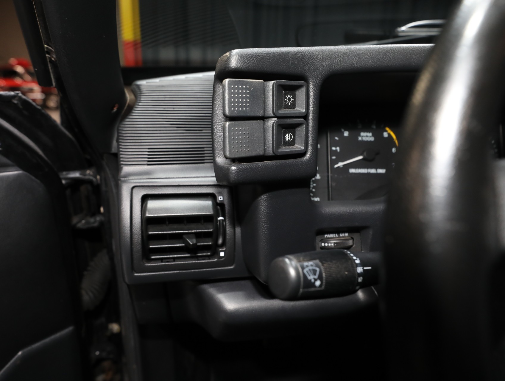 1993 Ford Mustang SVT Cobra 59