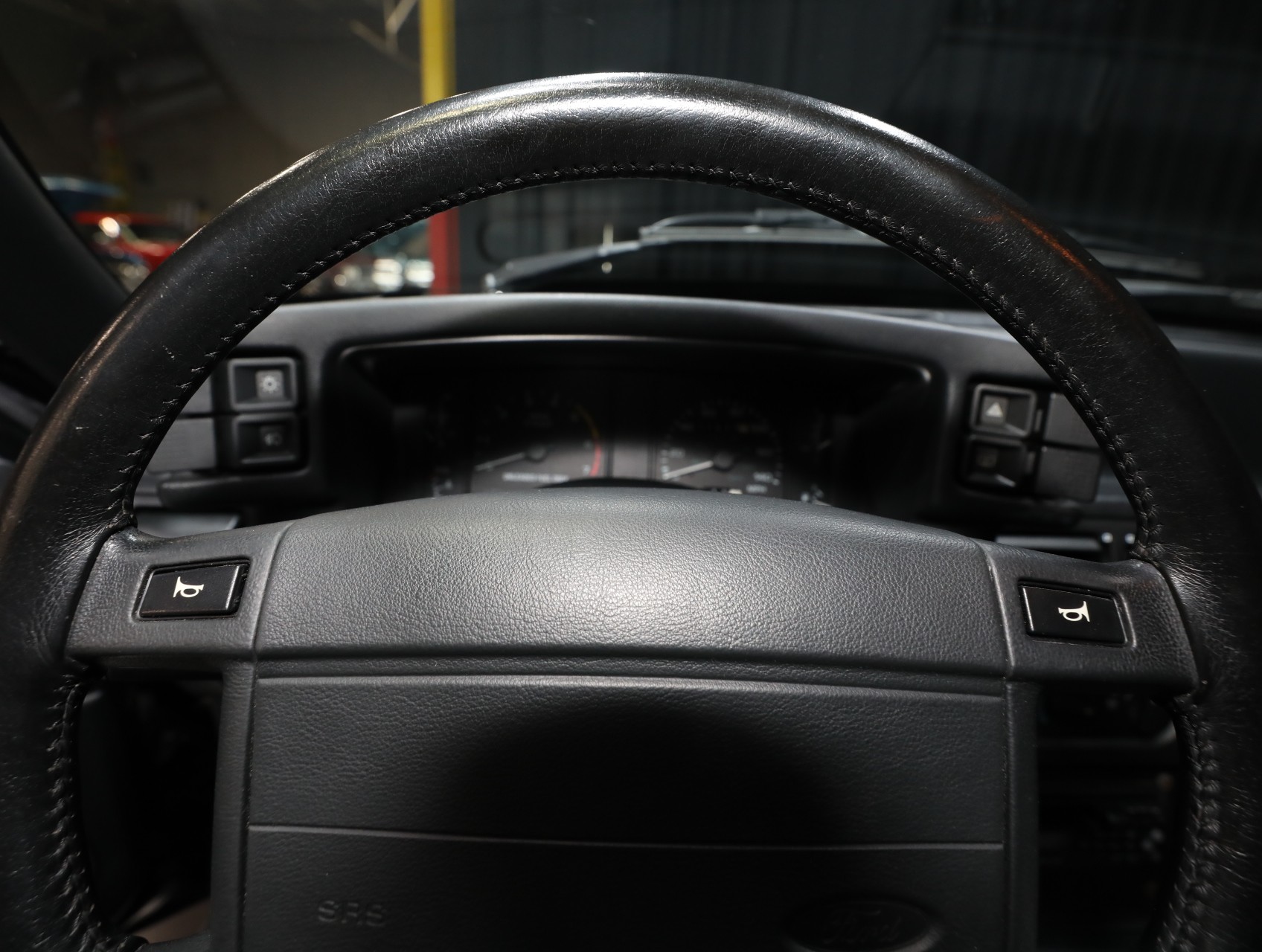 1993 Ford Mustang SVT Cobra 60