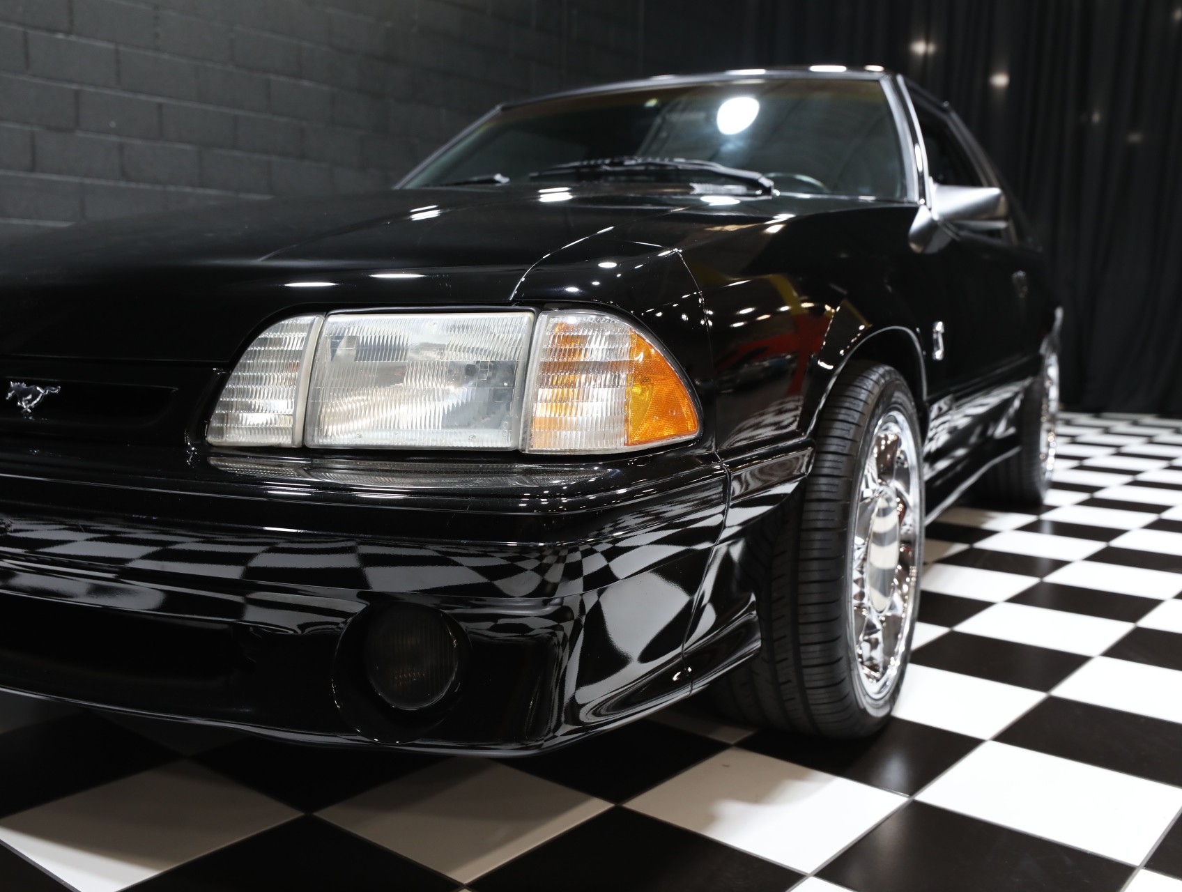 1993 Ford Mustang SVT Cobra 9