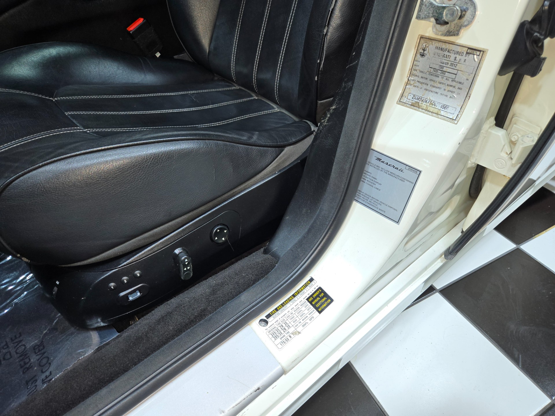 2012 Maserati Quattroporte 75