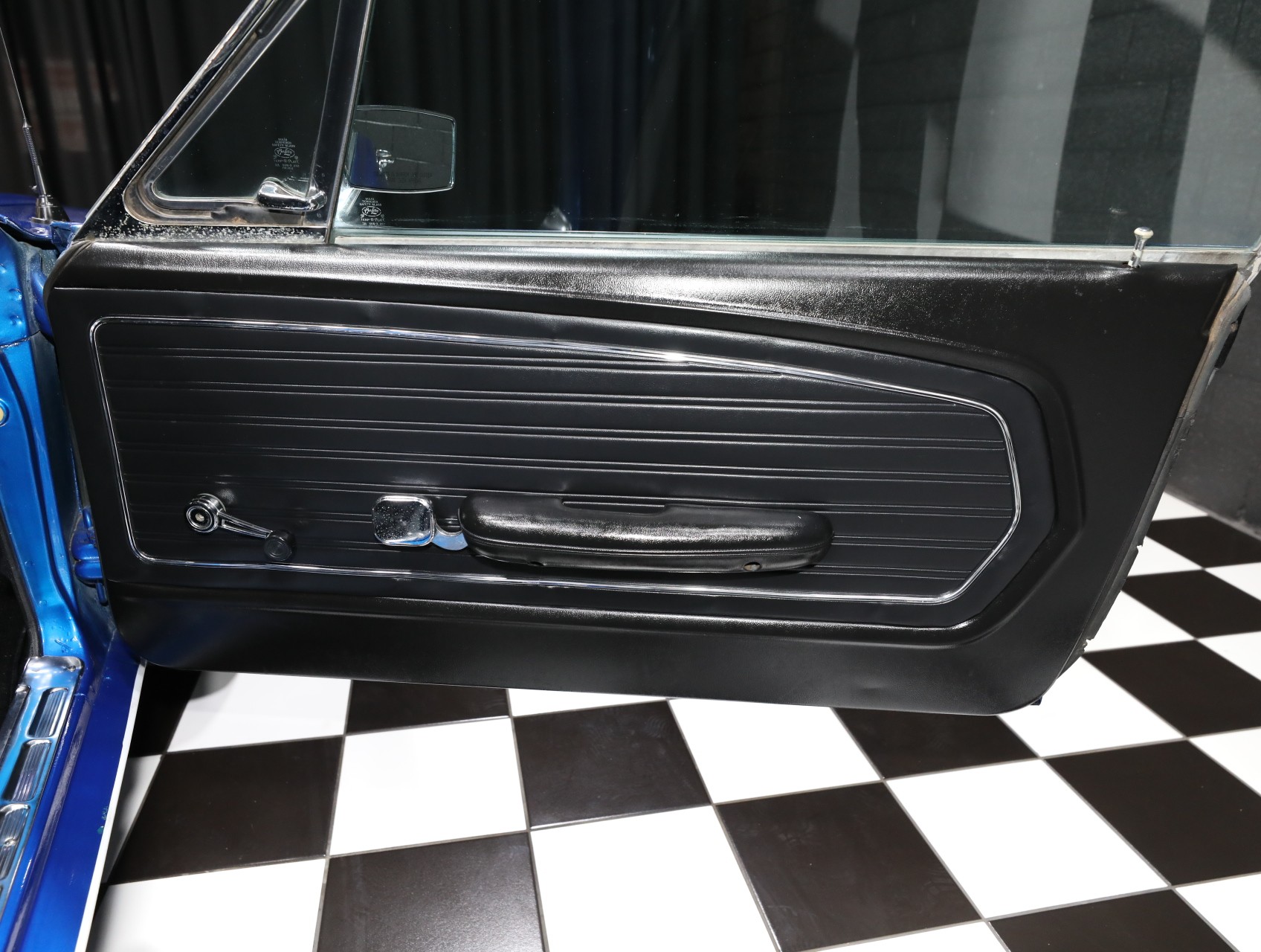 1968 Ford Mustang 39
