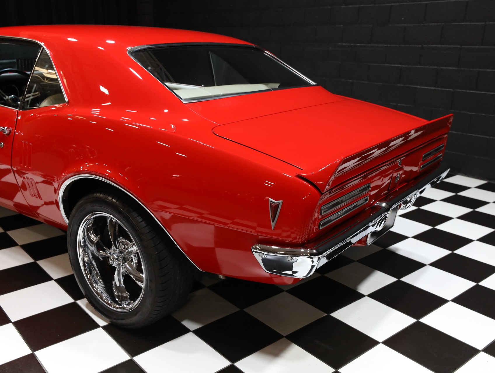 1968 Pontiac Firebird 25