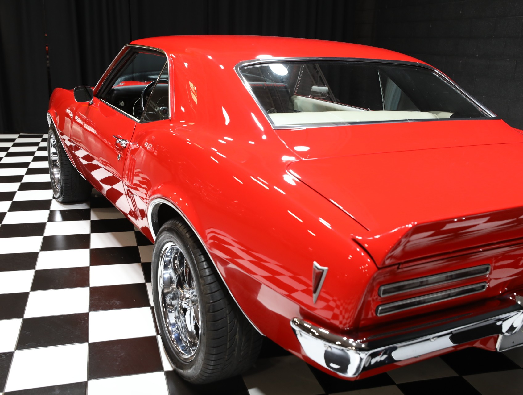 1968 Pontiac Firebird 28
