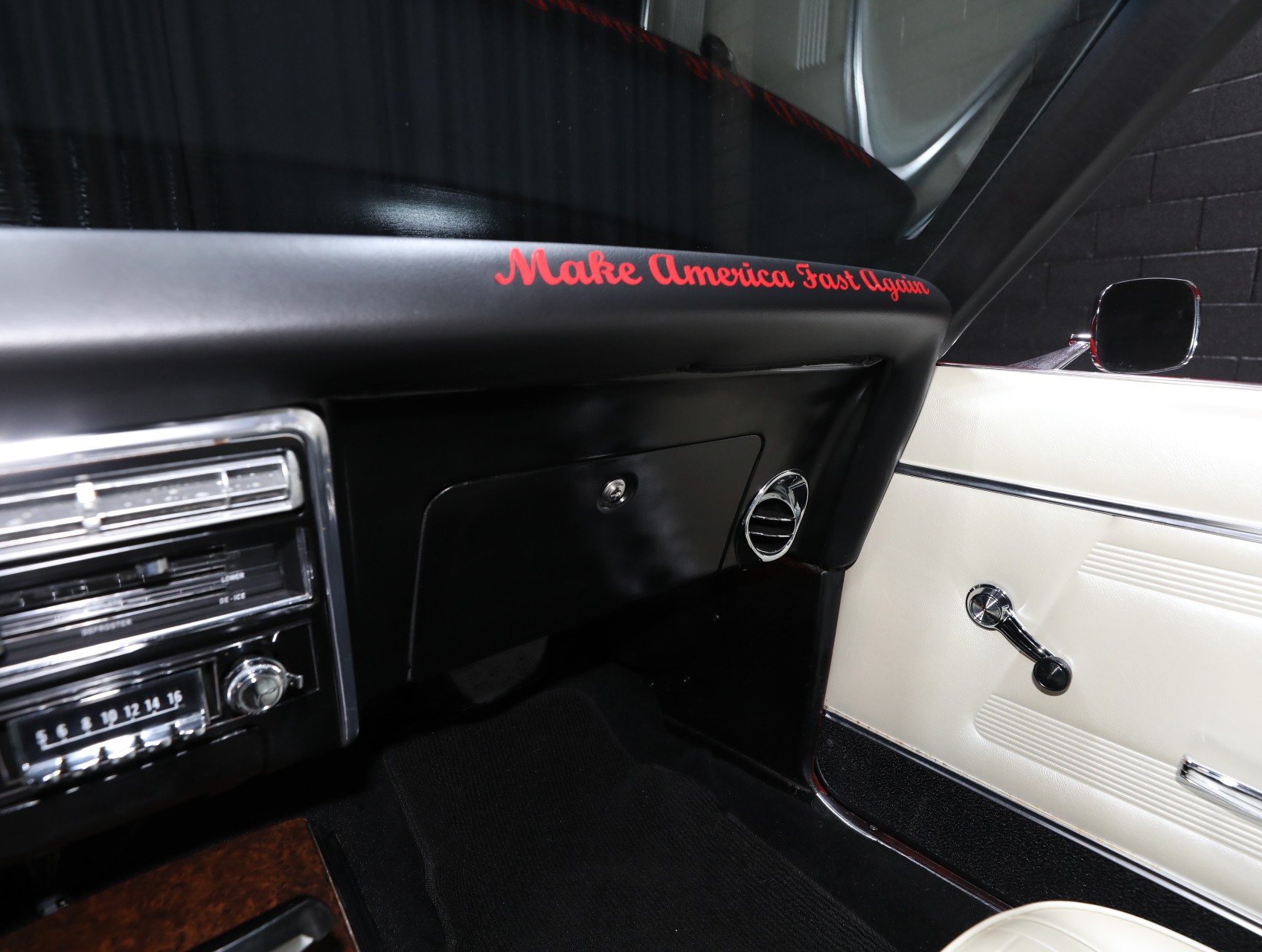 1968 Pontiac Firebird 51