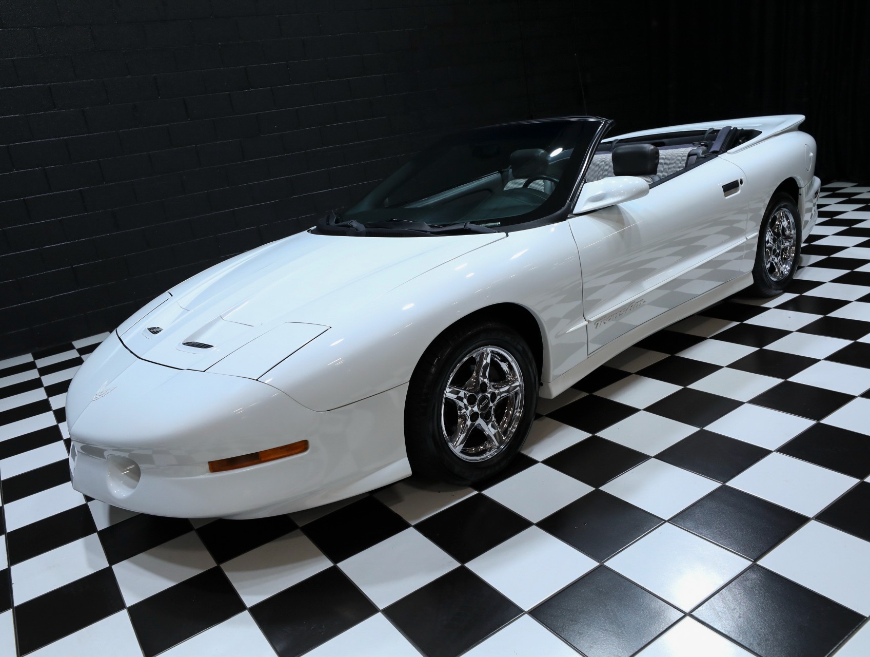 1997 Pontiac Firebird 16