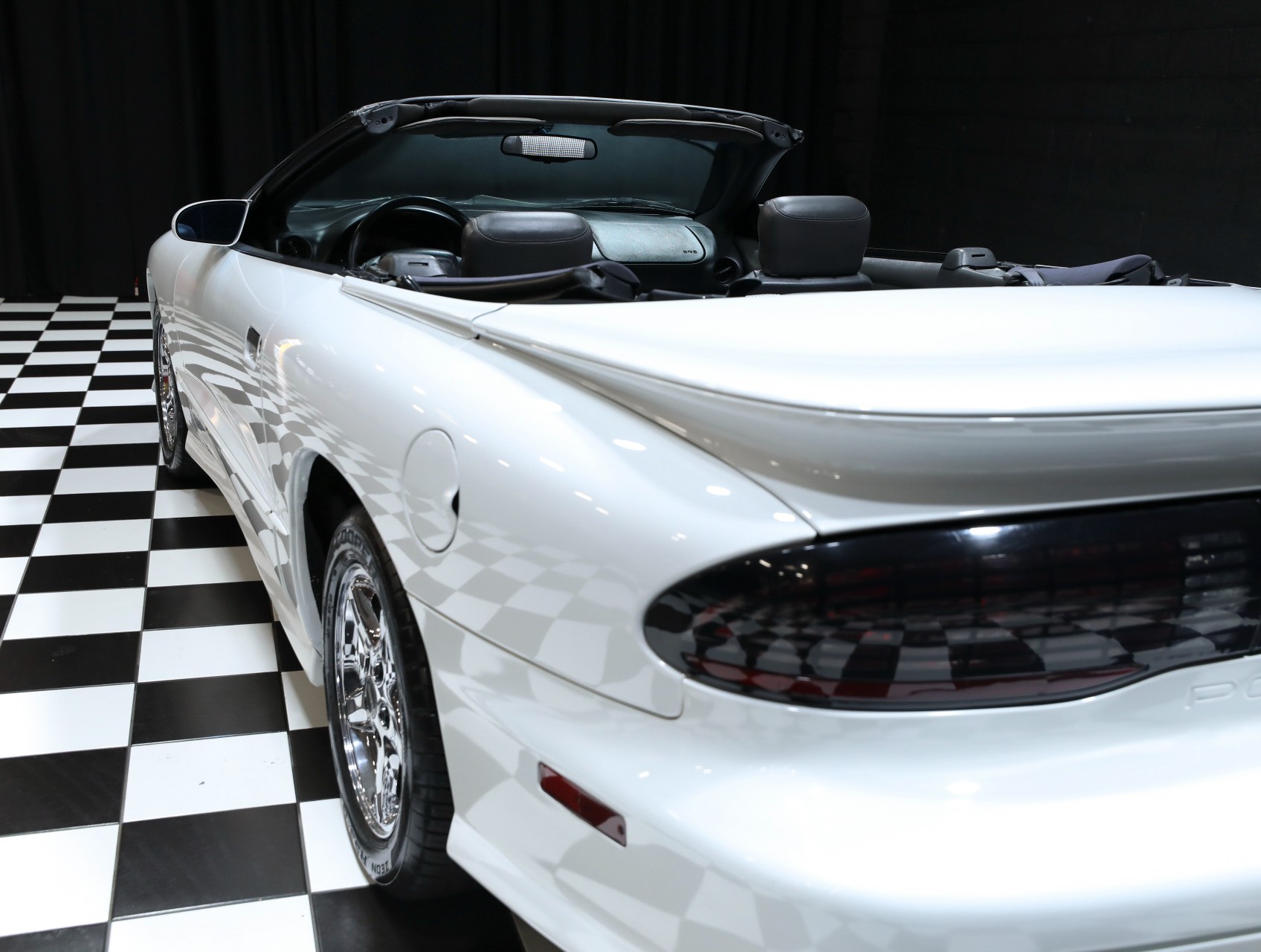 1997 Pontiac Firebird 37