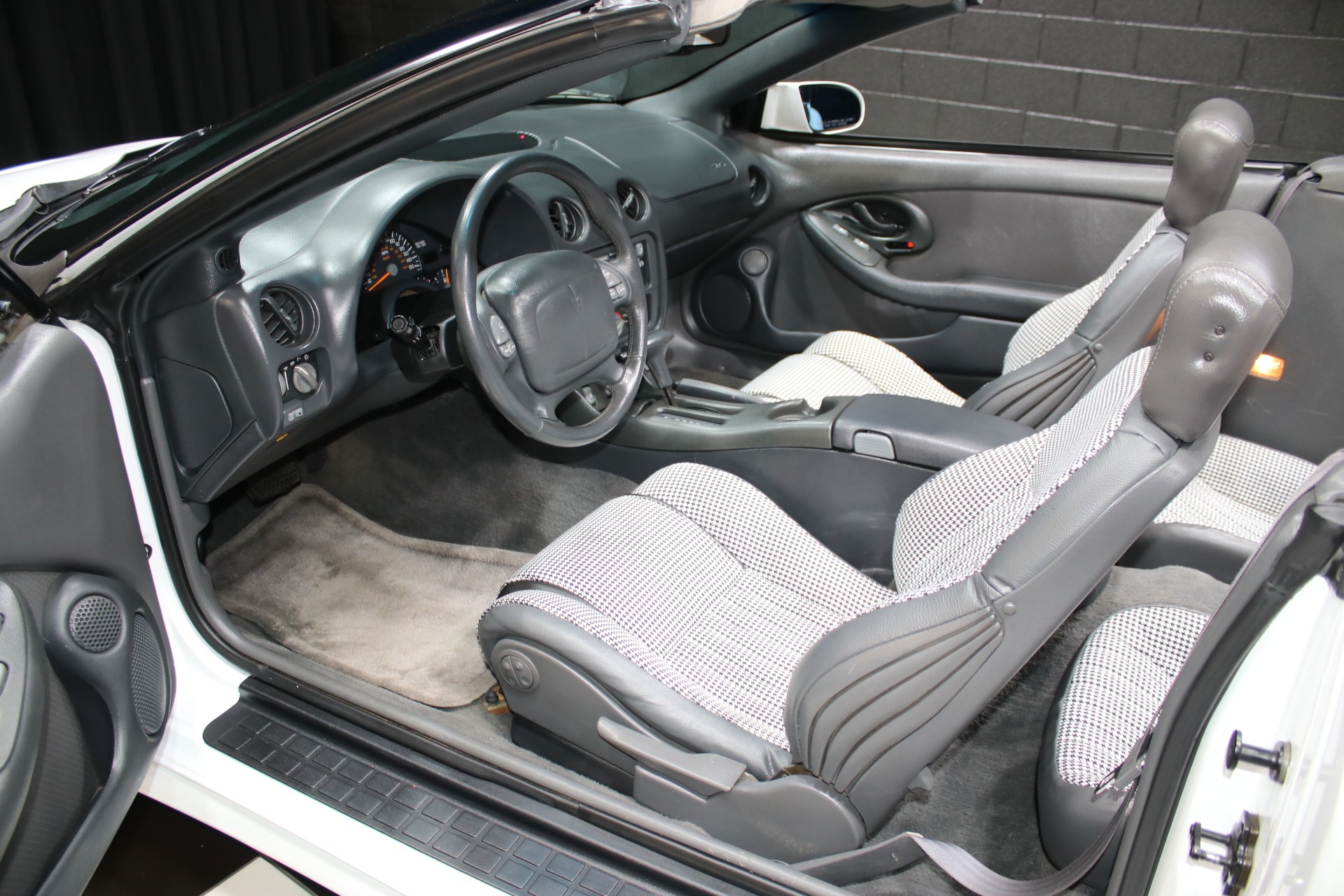 1997 Pontiac Firebird 4