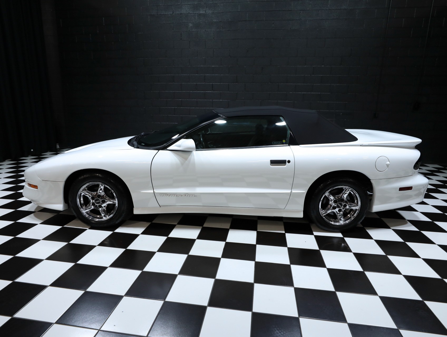 1997 Pontiac Firebird 8