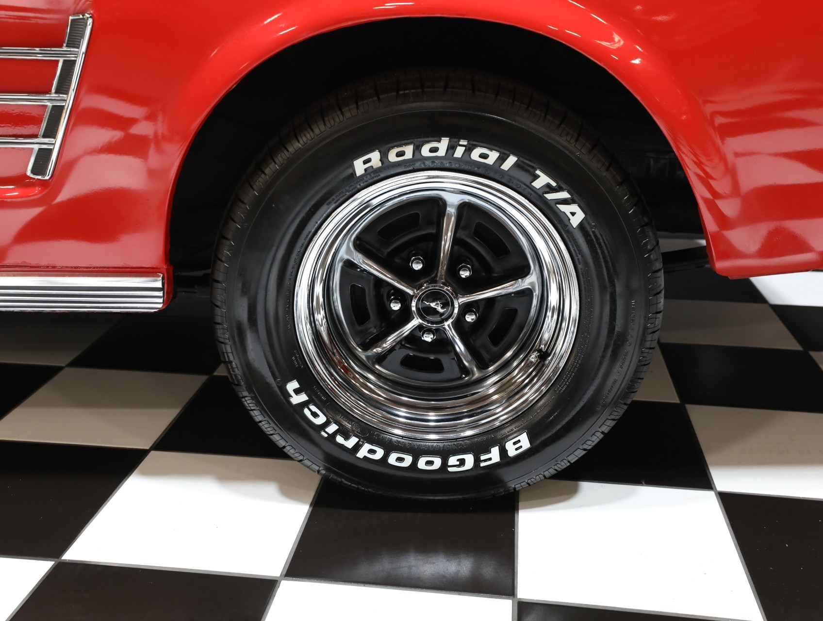 1966 Ford Mustang 29